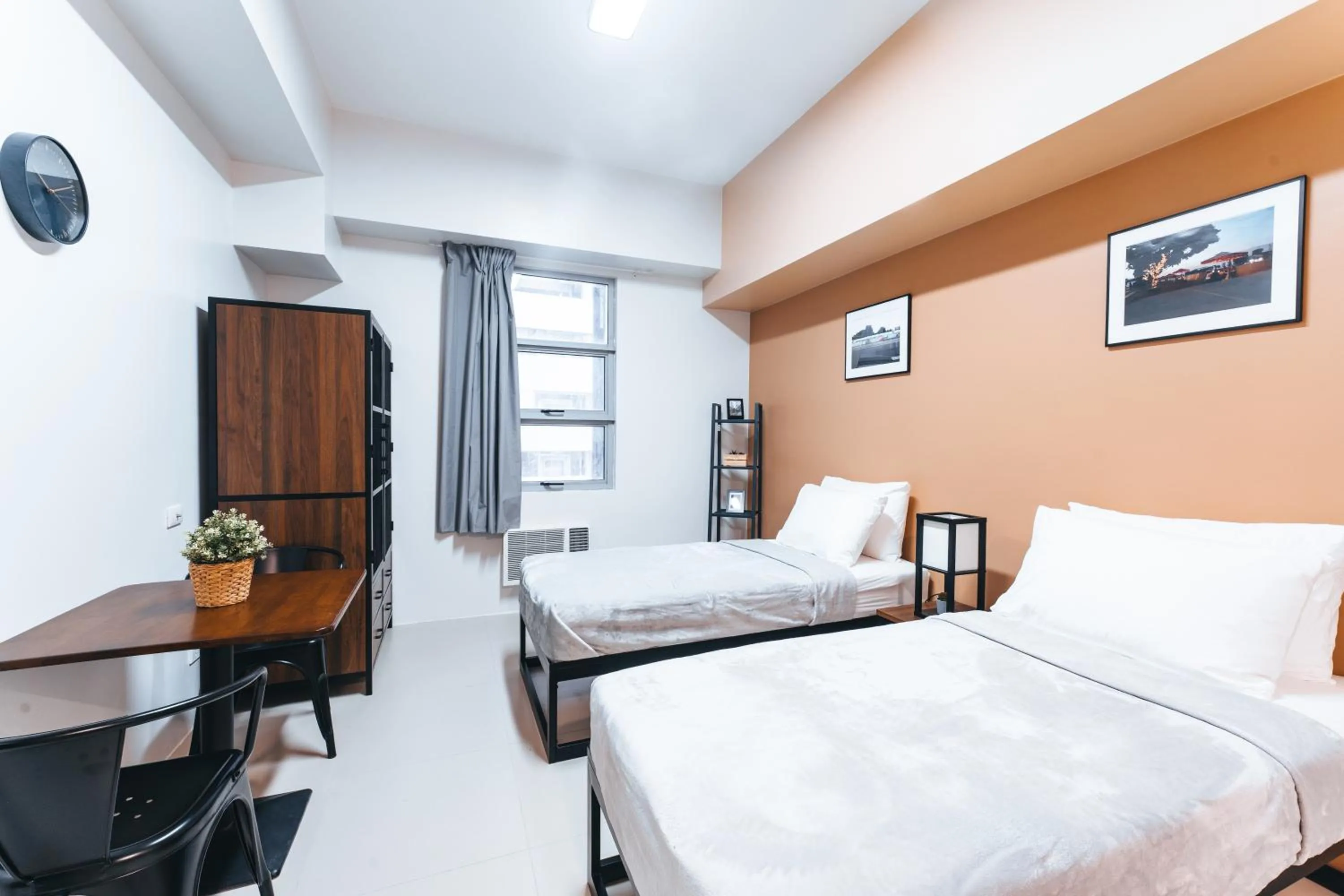 Bed in The City Flats Circuit