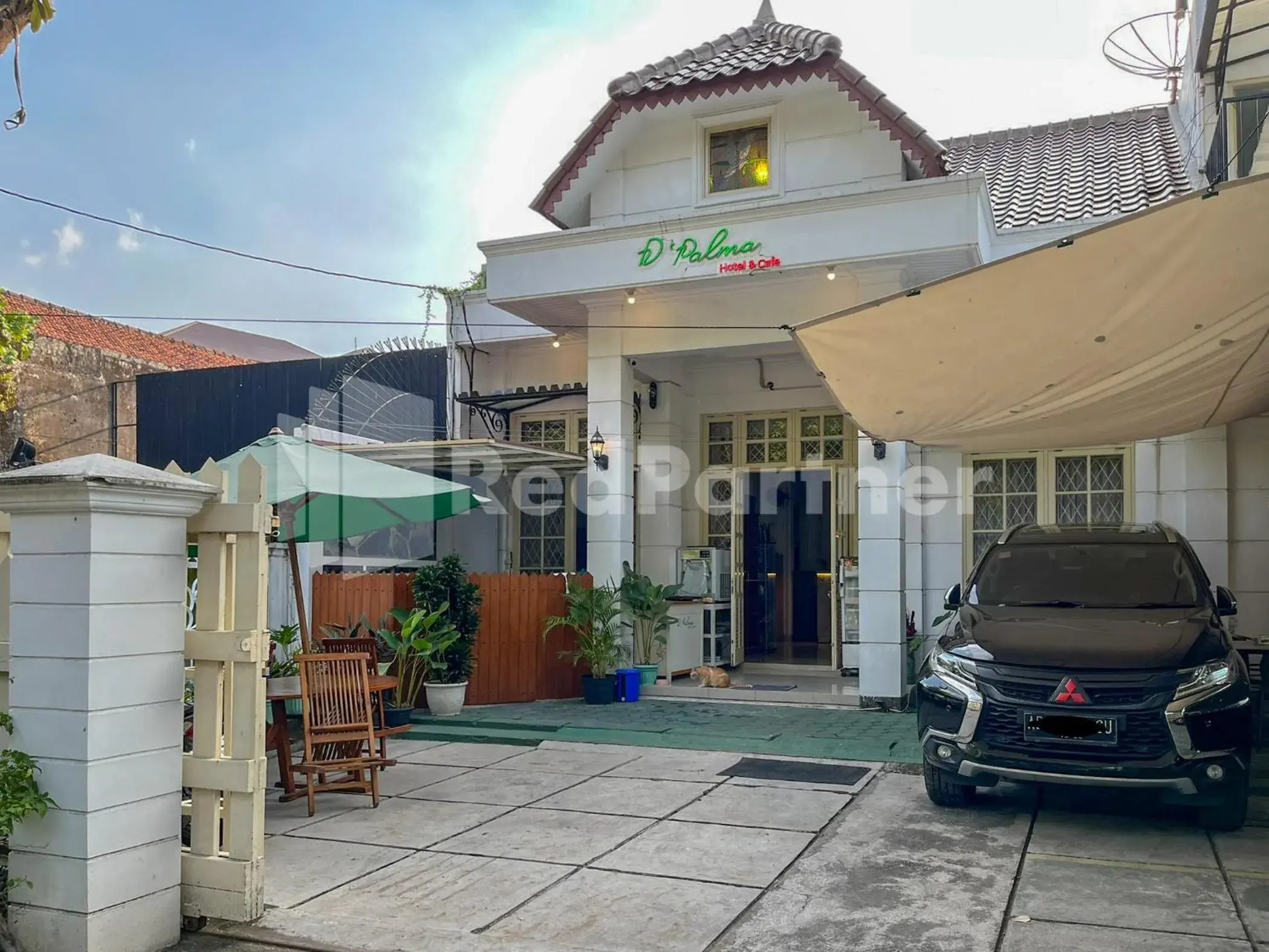 D Palma Near Lokananta Manahan Mitra RedDoorz D Palma Near Lokananta Manahan Mitra RedDoorz