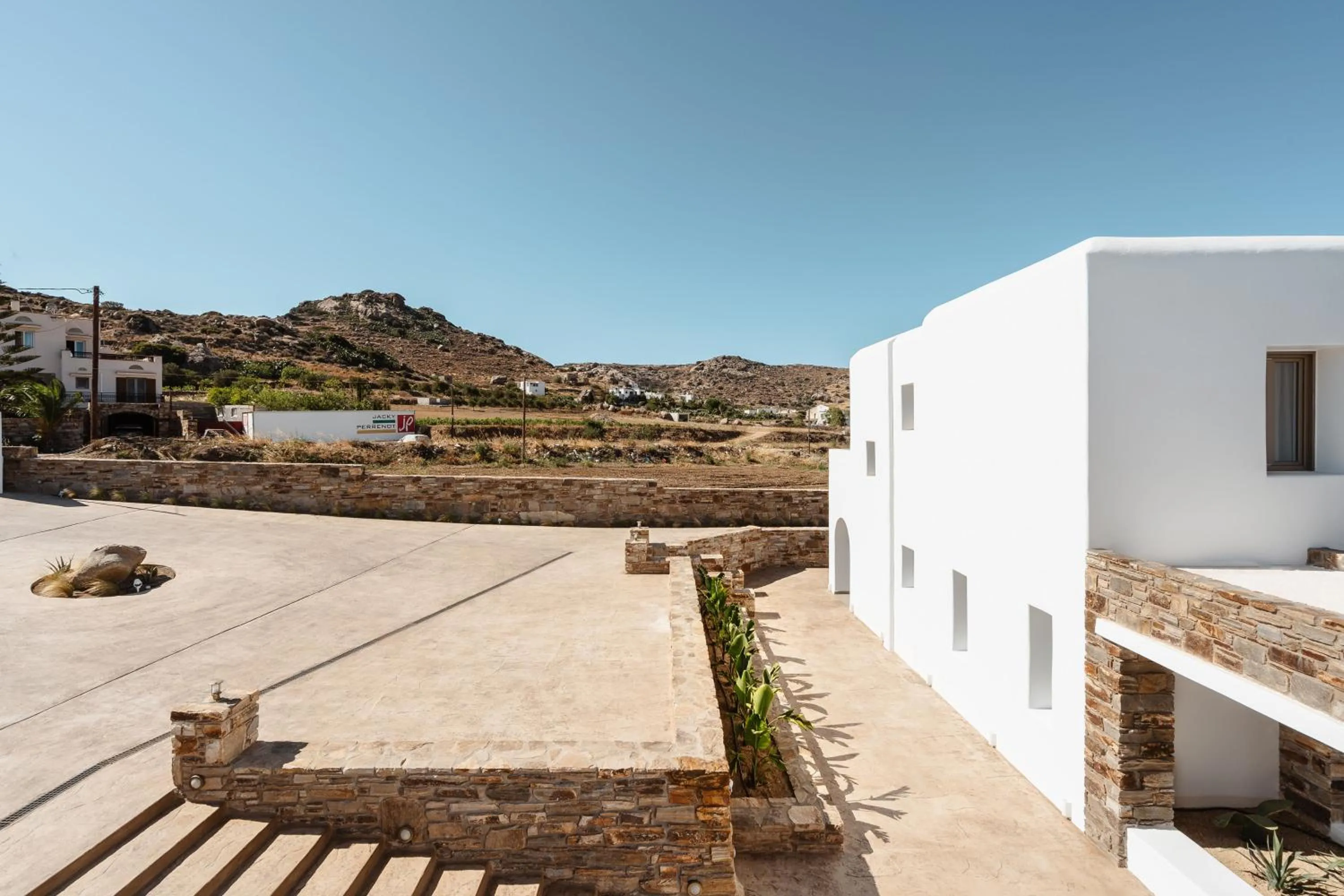 Property building in Thalelion 3 bedroom Villas with private pool and Jacuzzi