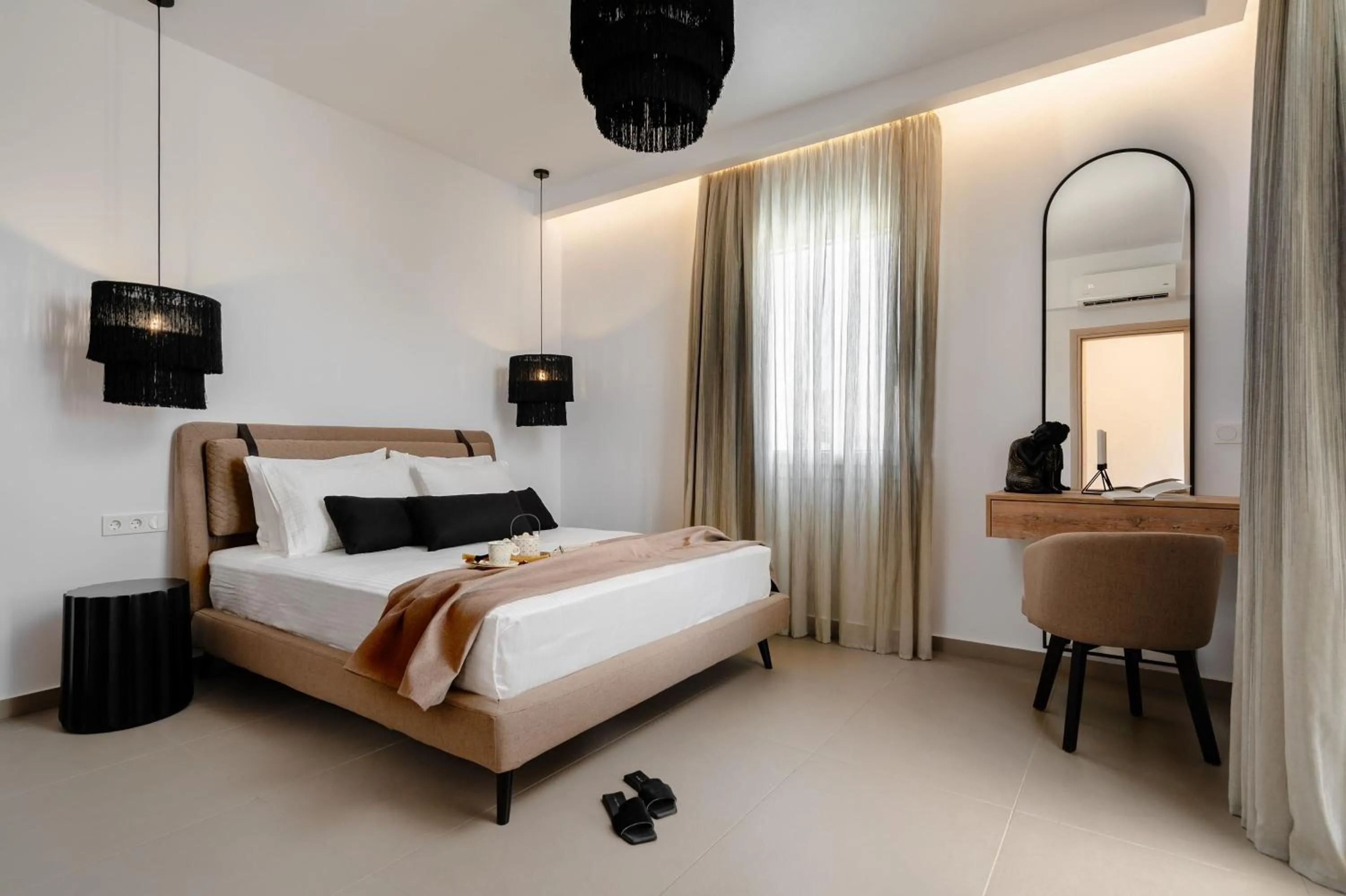 Bed in Thalelion 3 bedroom Villas with private pool and Jacuzzi