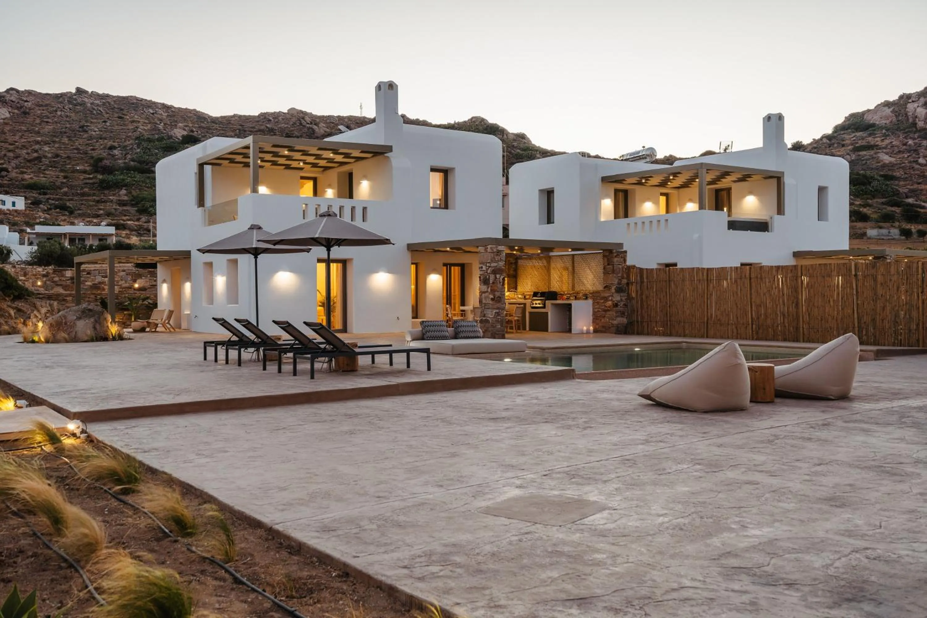 Property building in Thalelion 3 bedroom Villas with private pool and Jacuzzi