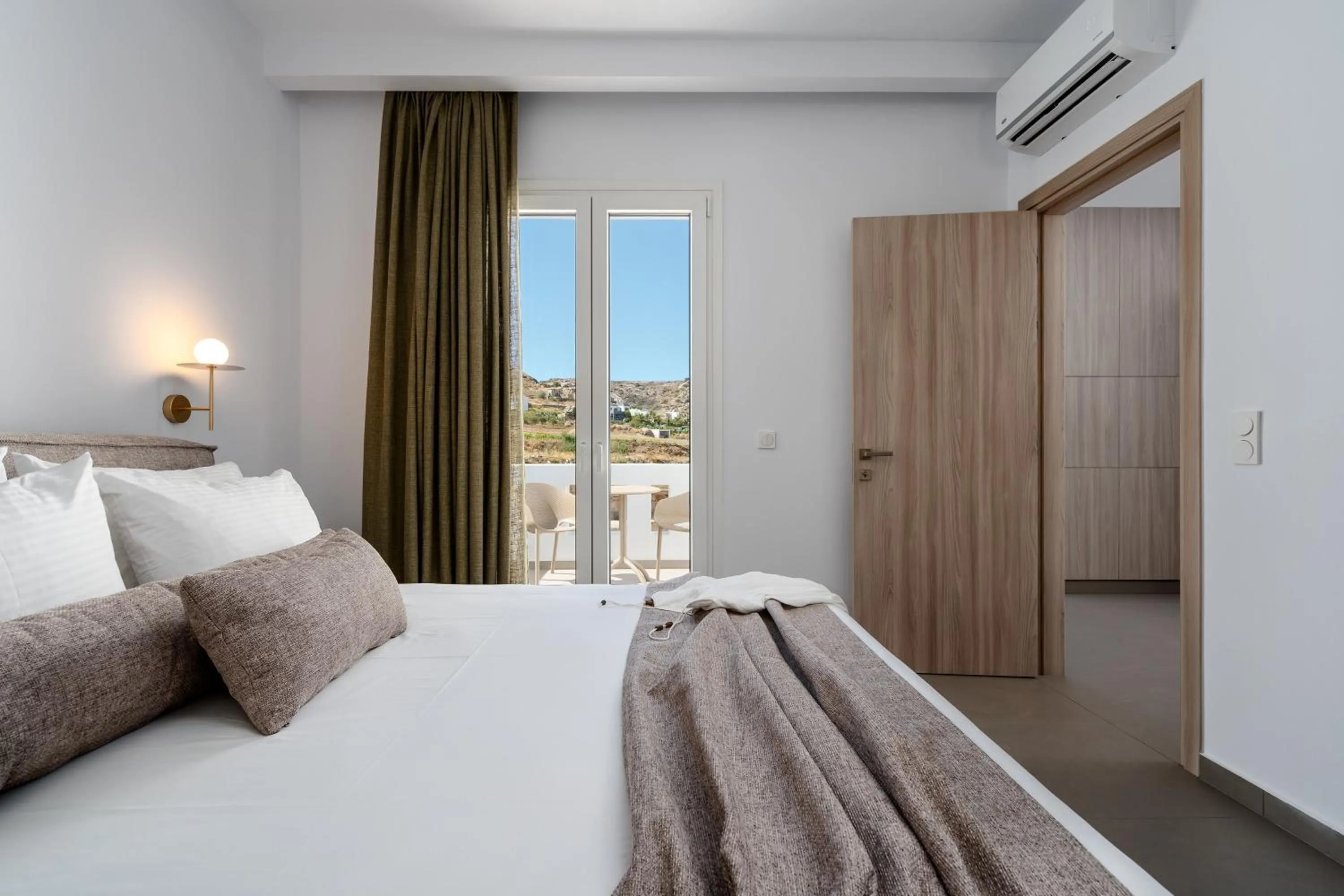 Bed in Thalelion 3 bedroom Villas with private pool and Jacuzzi