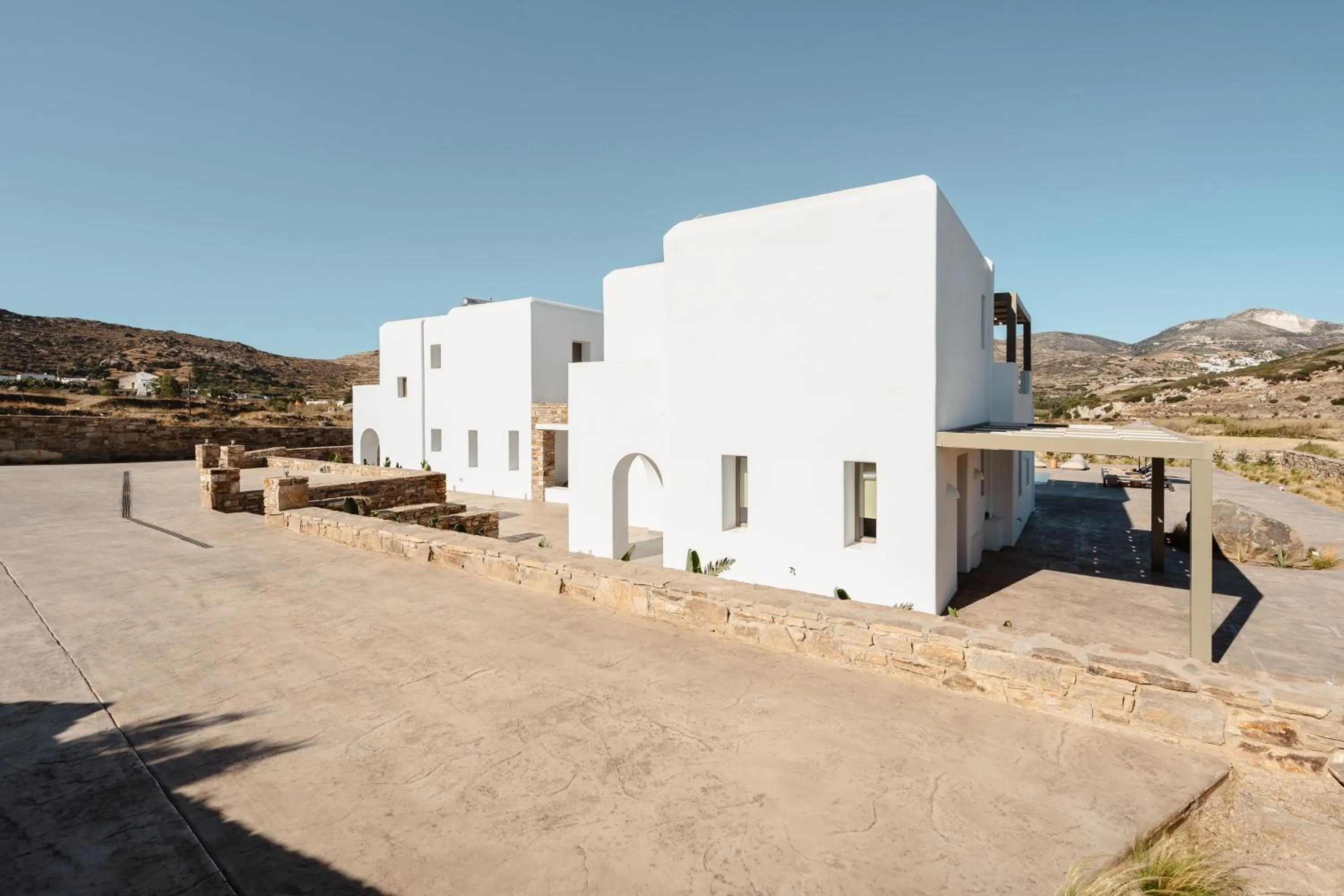 Property building in Thalelion 3 bedroom Villas with private pool and Jacuzzi