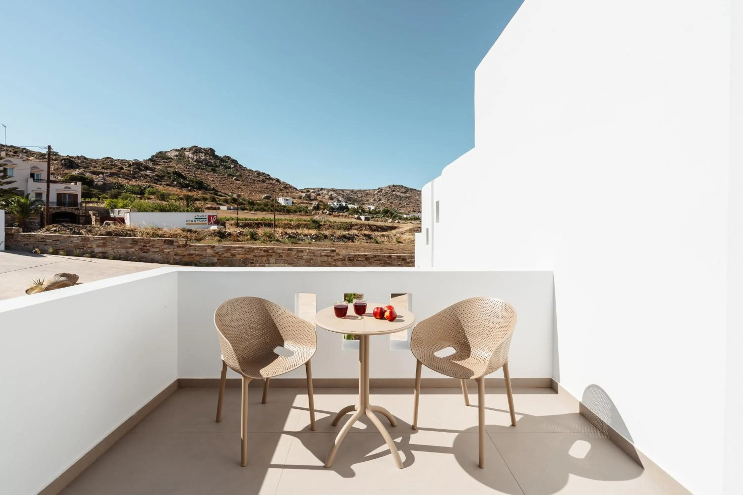 Patio in Thalelion 3 bedroom Villas with private pool and Jacuzzi