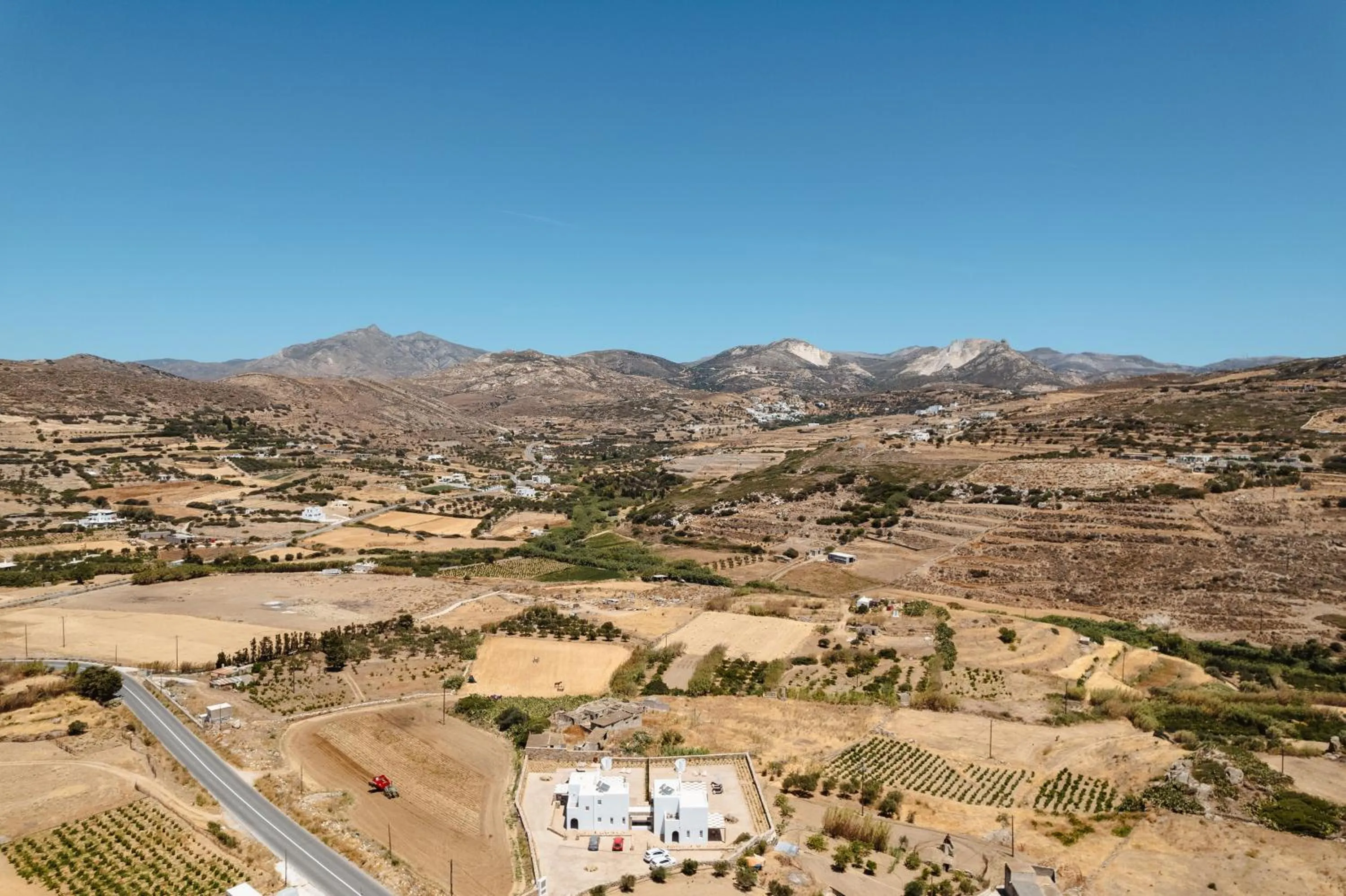 Property building in Thalelion 3 bedroom Villas with private pool and Jacuzzi