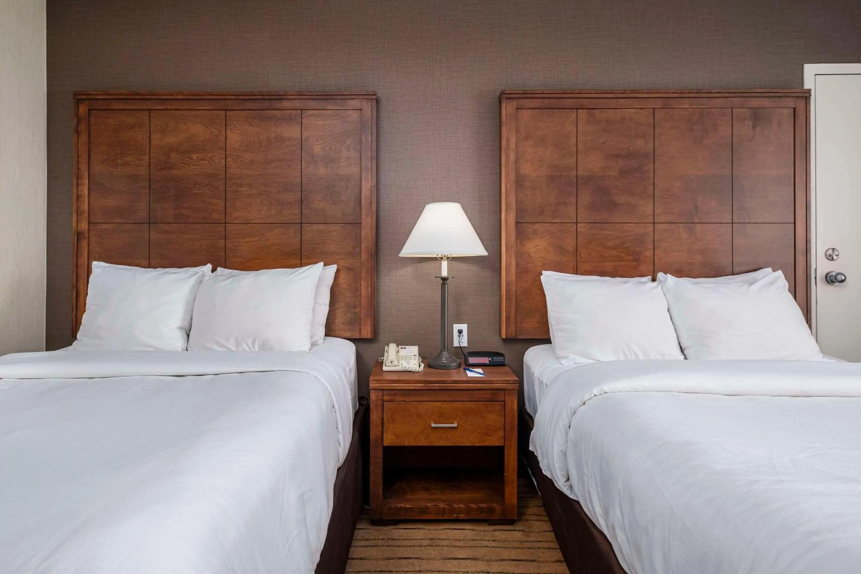 Bedroom, Bed in Comfort Inn - Gander