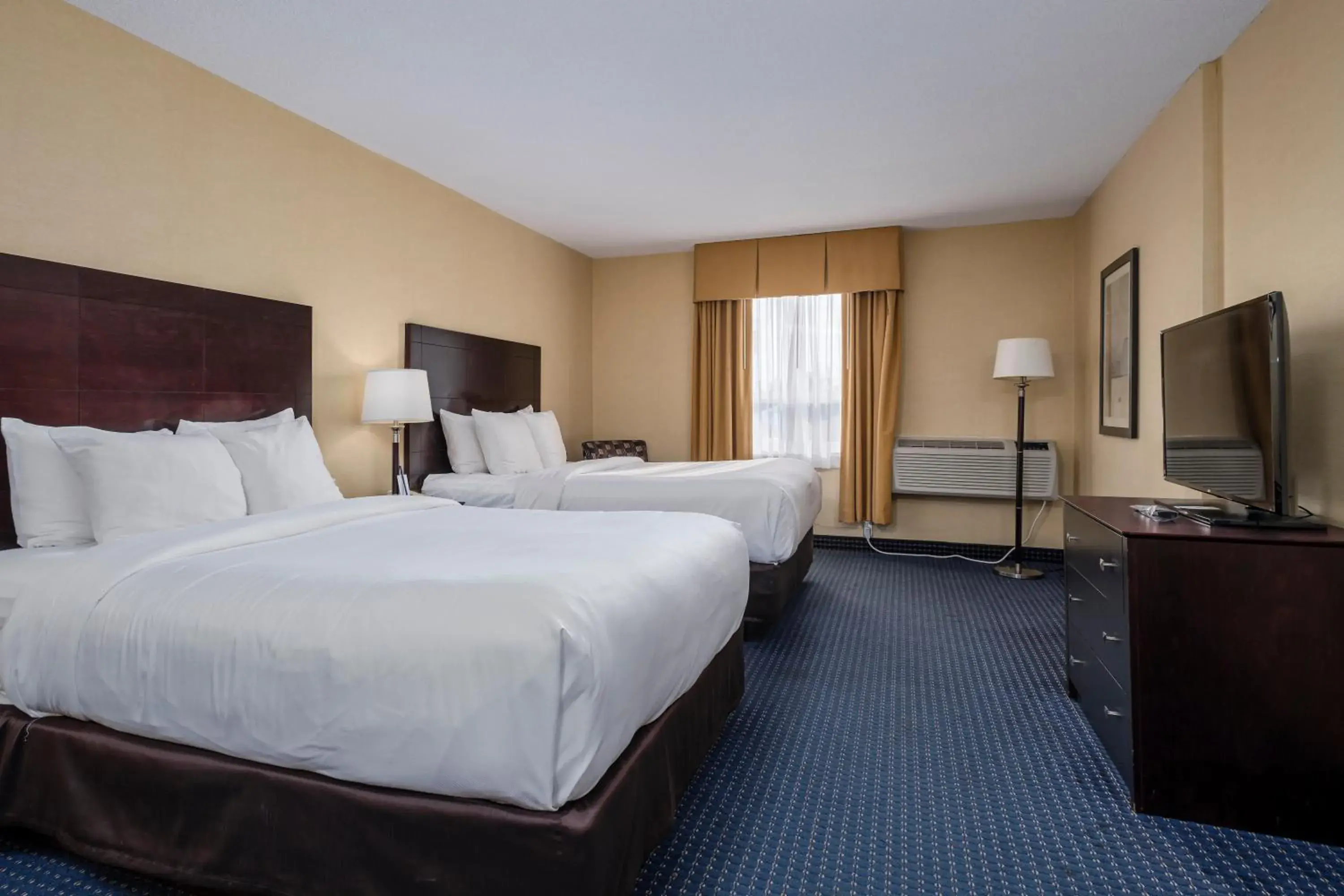 Bed in Comfort Inn - Gander Bed in Comfort Inn - Gander