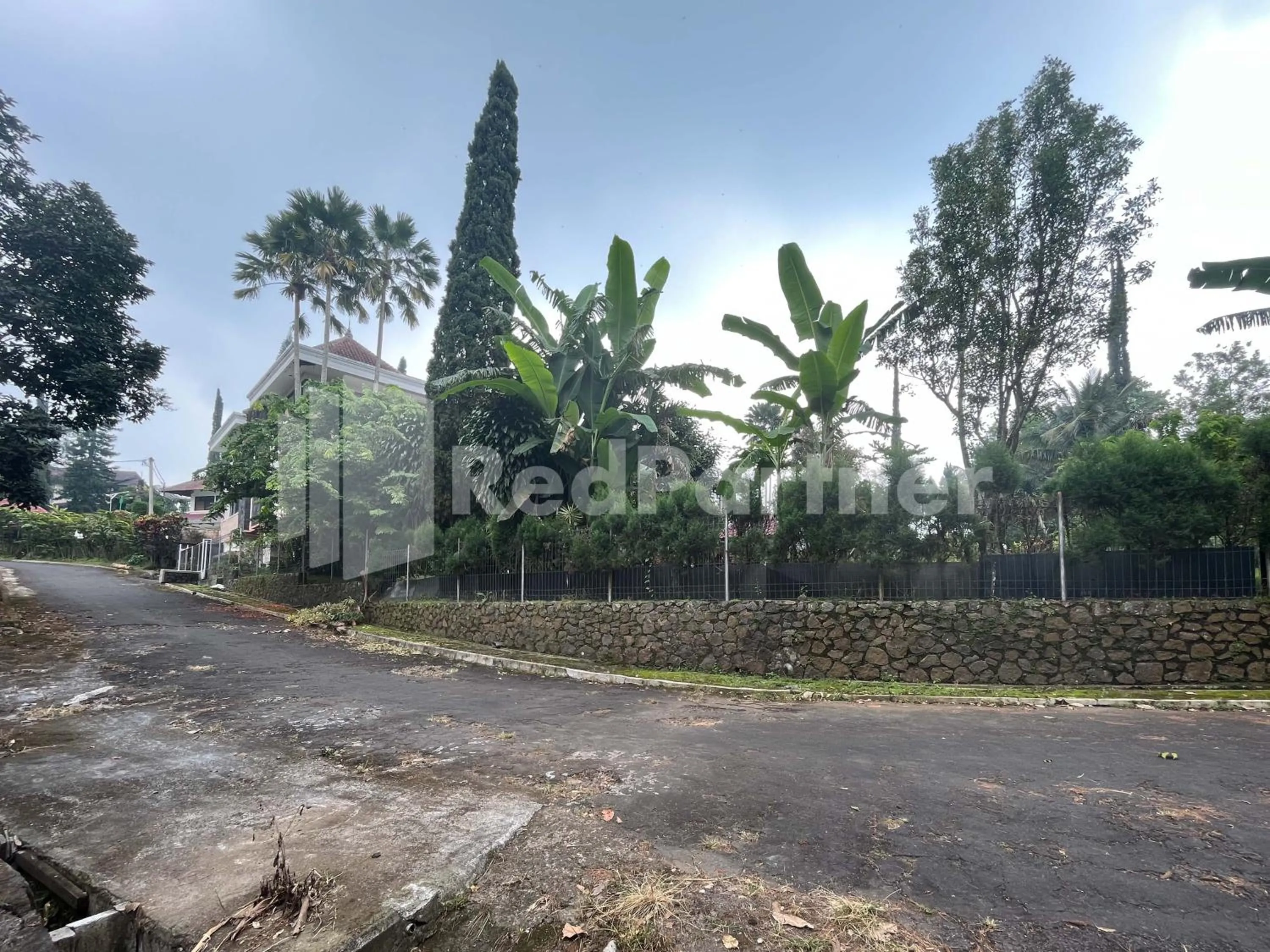 Facade/entrance in Villa A2 Trawas RedPartner