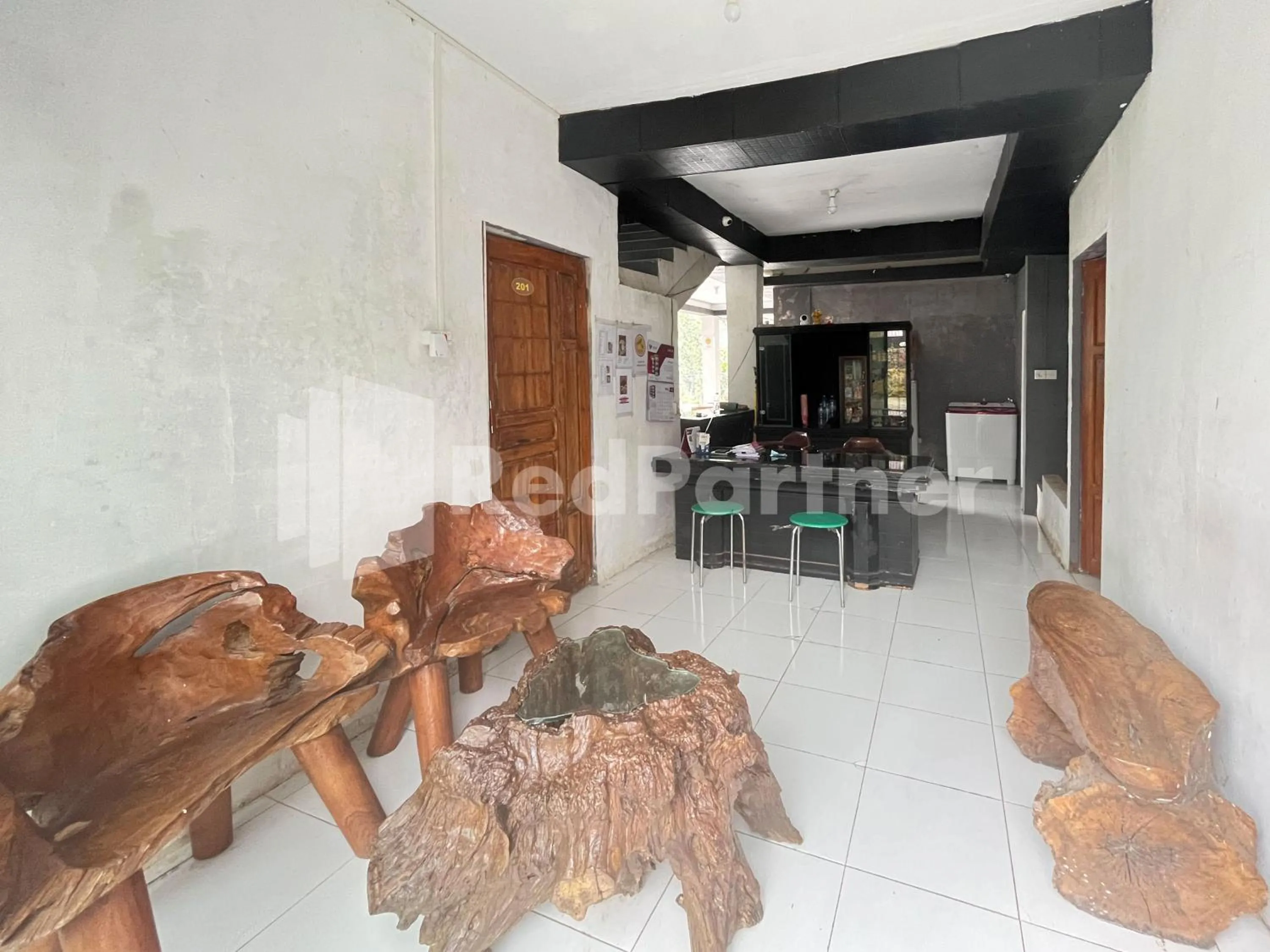 Lobby or reception in Villa A2 Trawas RedPartner