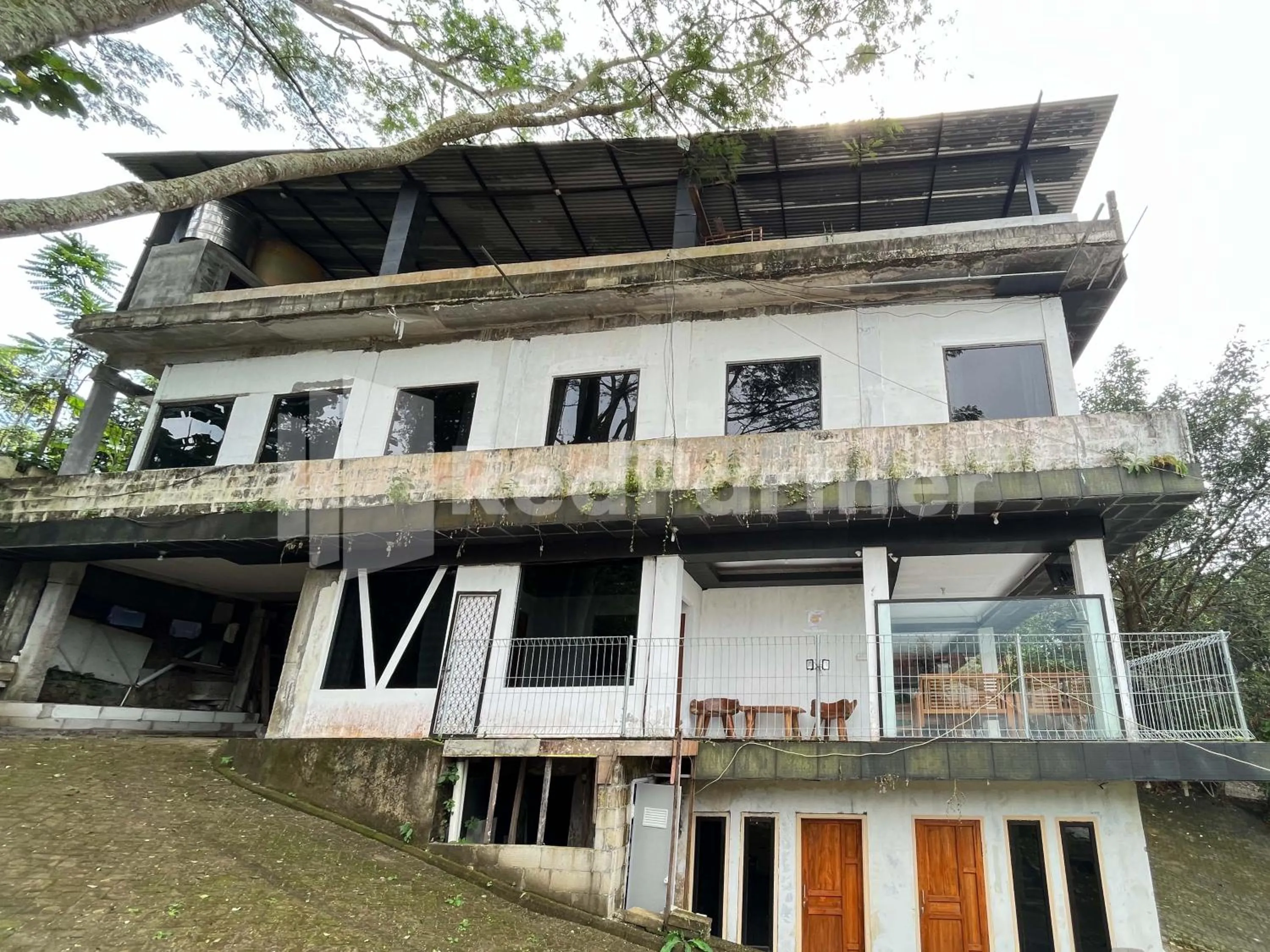 Villa A2 Trawas RedPartner