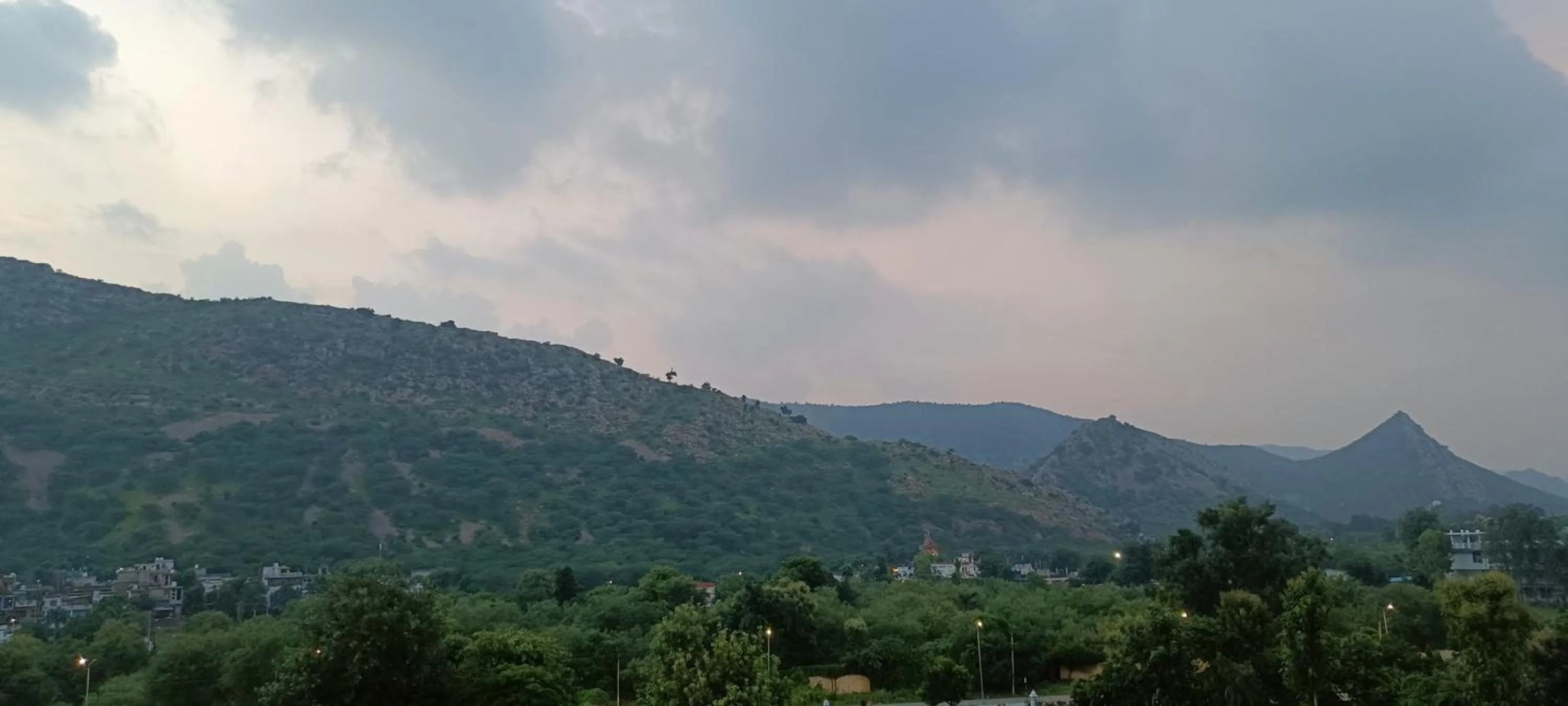 Mountain view in Sagar Resort