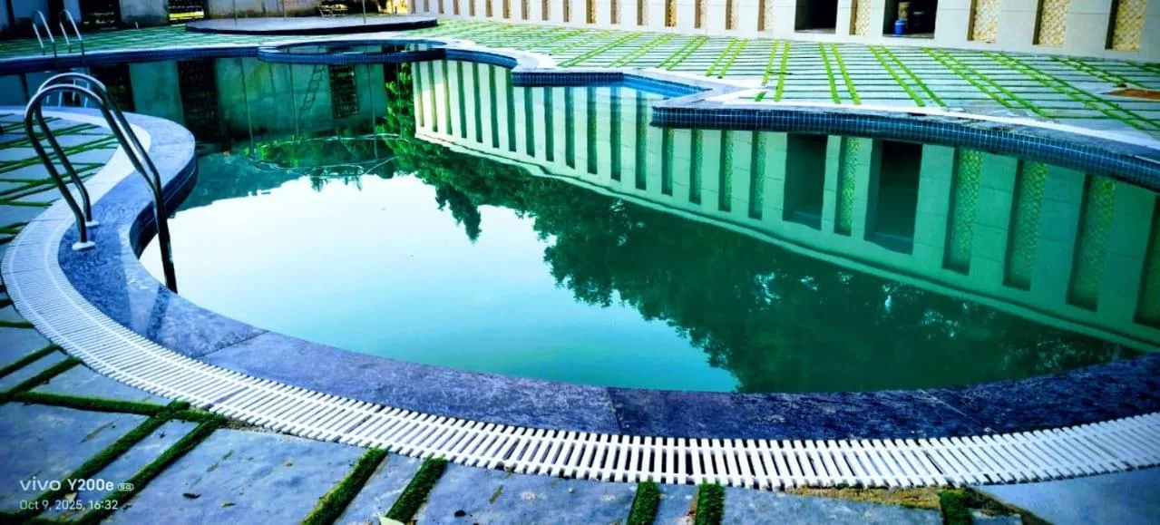 Swimming pool in Sagar Resort