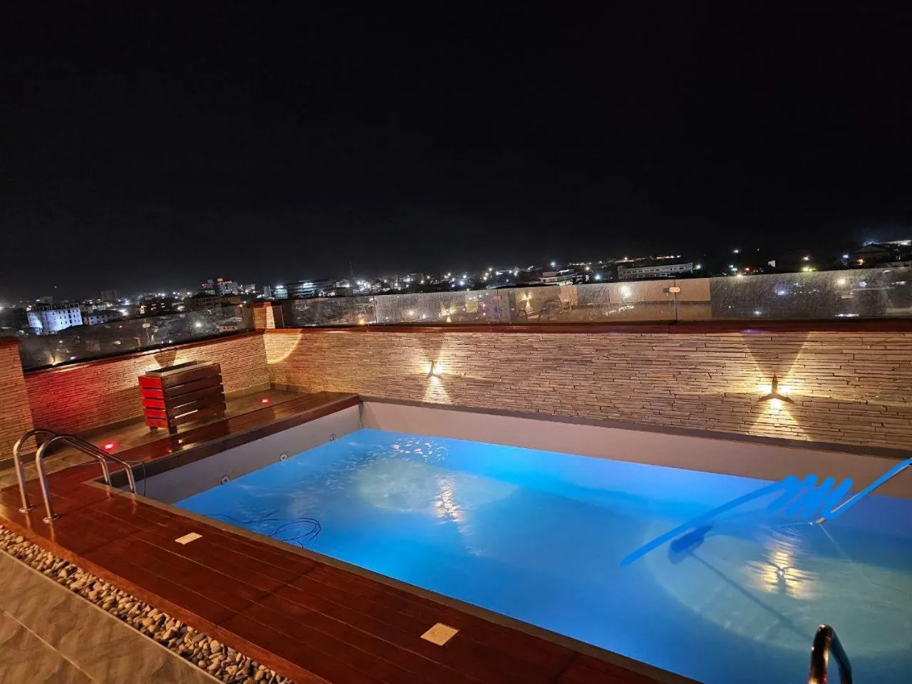 Swimming pool in Mansah Plus Hotel and Apartments