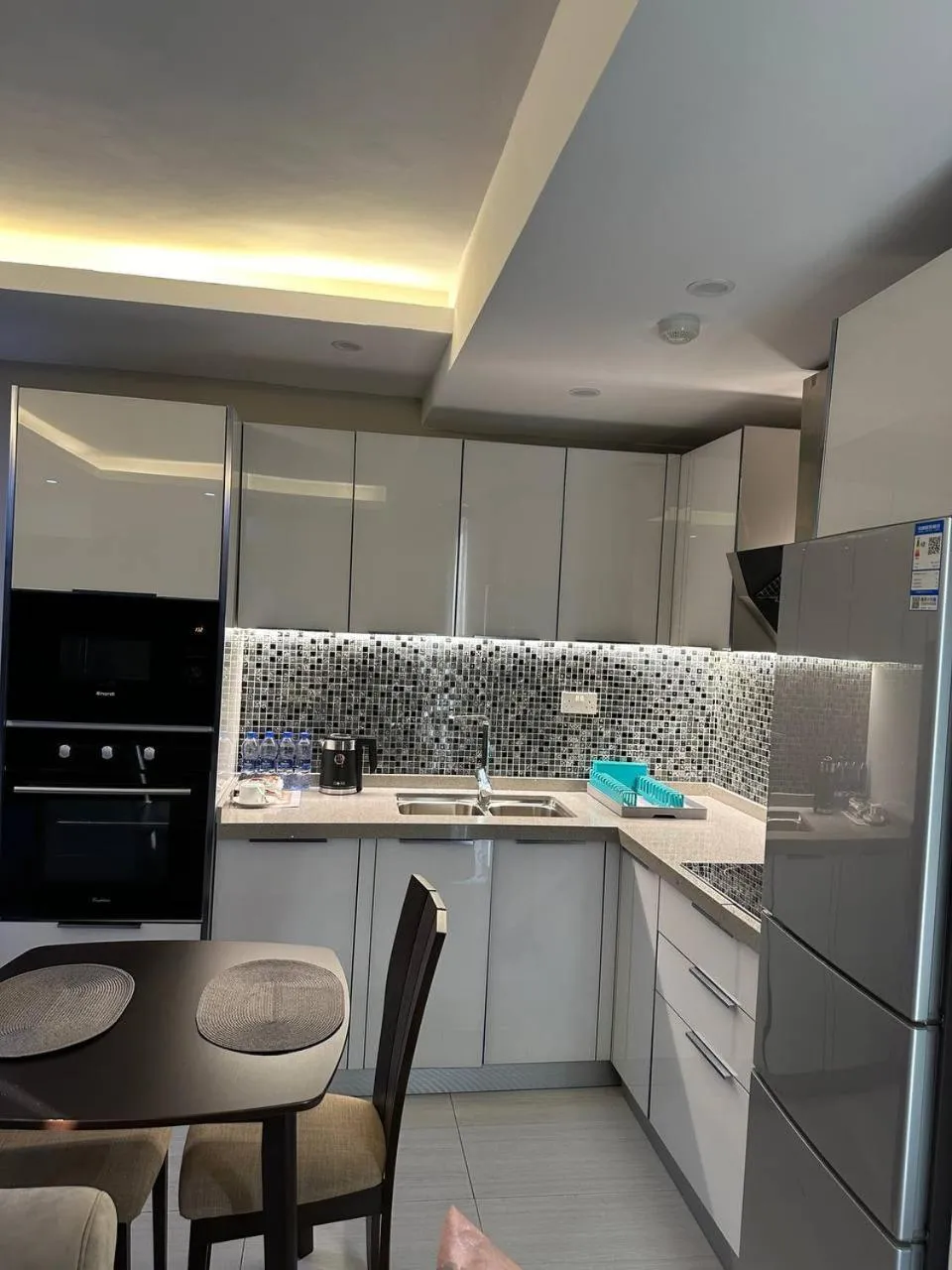 Two-Bedroom Apartment in Mansah Plus Hotel and Apartments