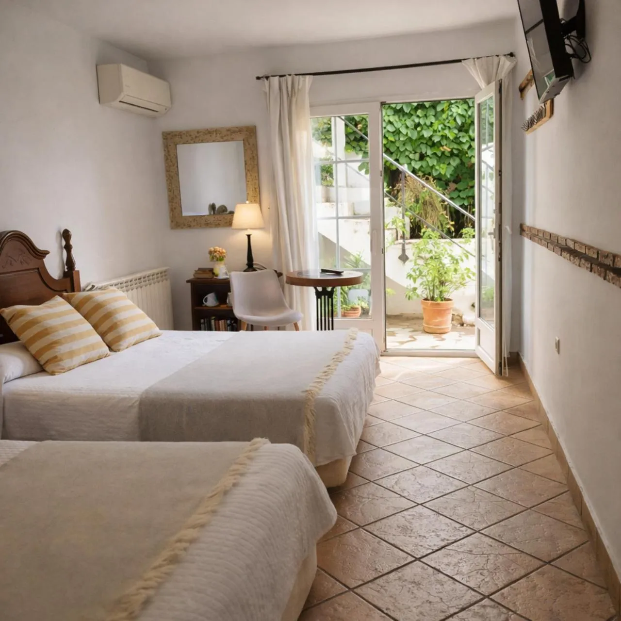 Photo of the whole room, Bed in Hotel El Balcon de las nieves