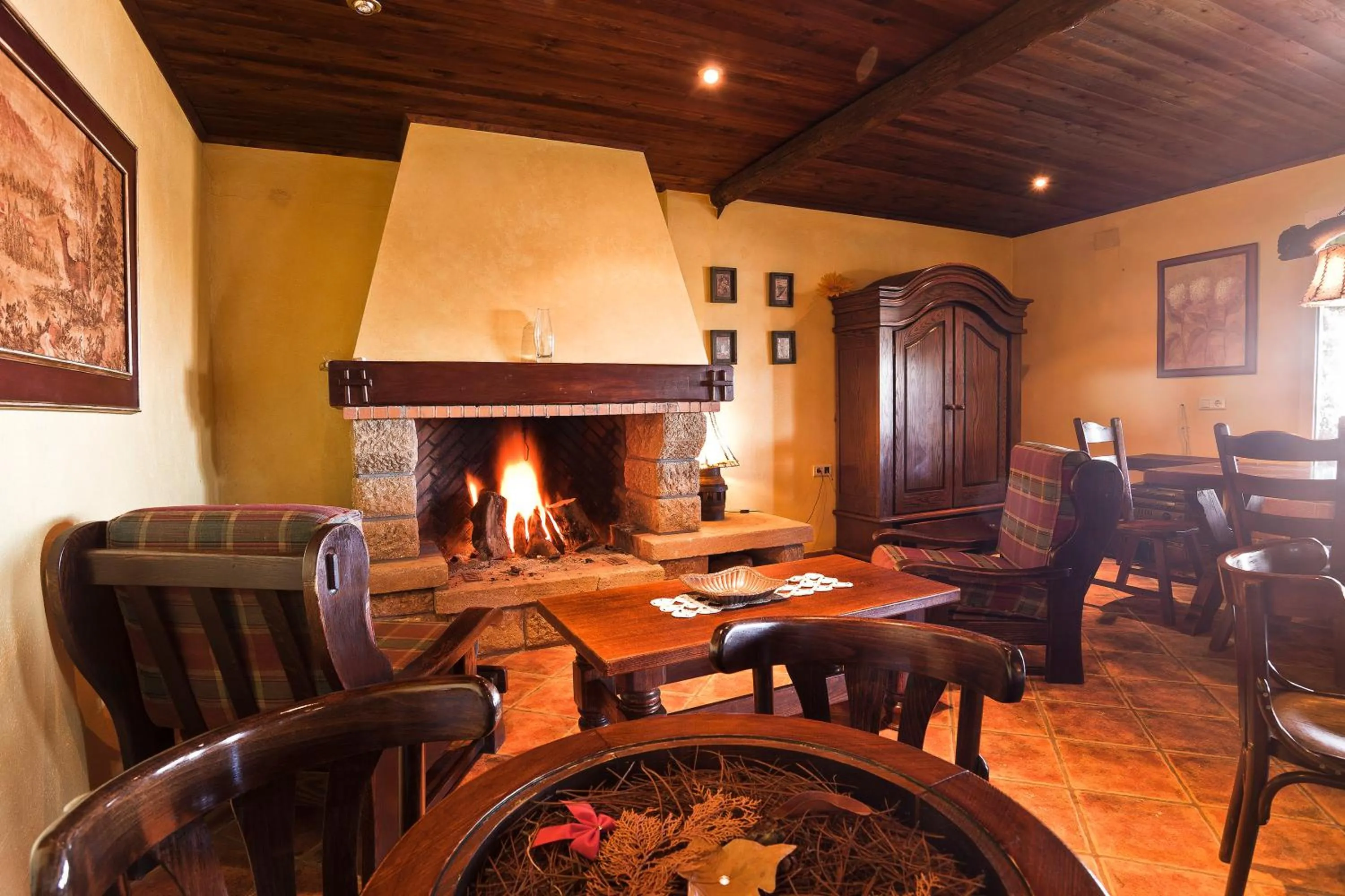 Restaurant/places to eat in Hotel El Balcon de las nieves