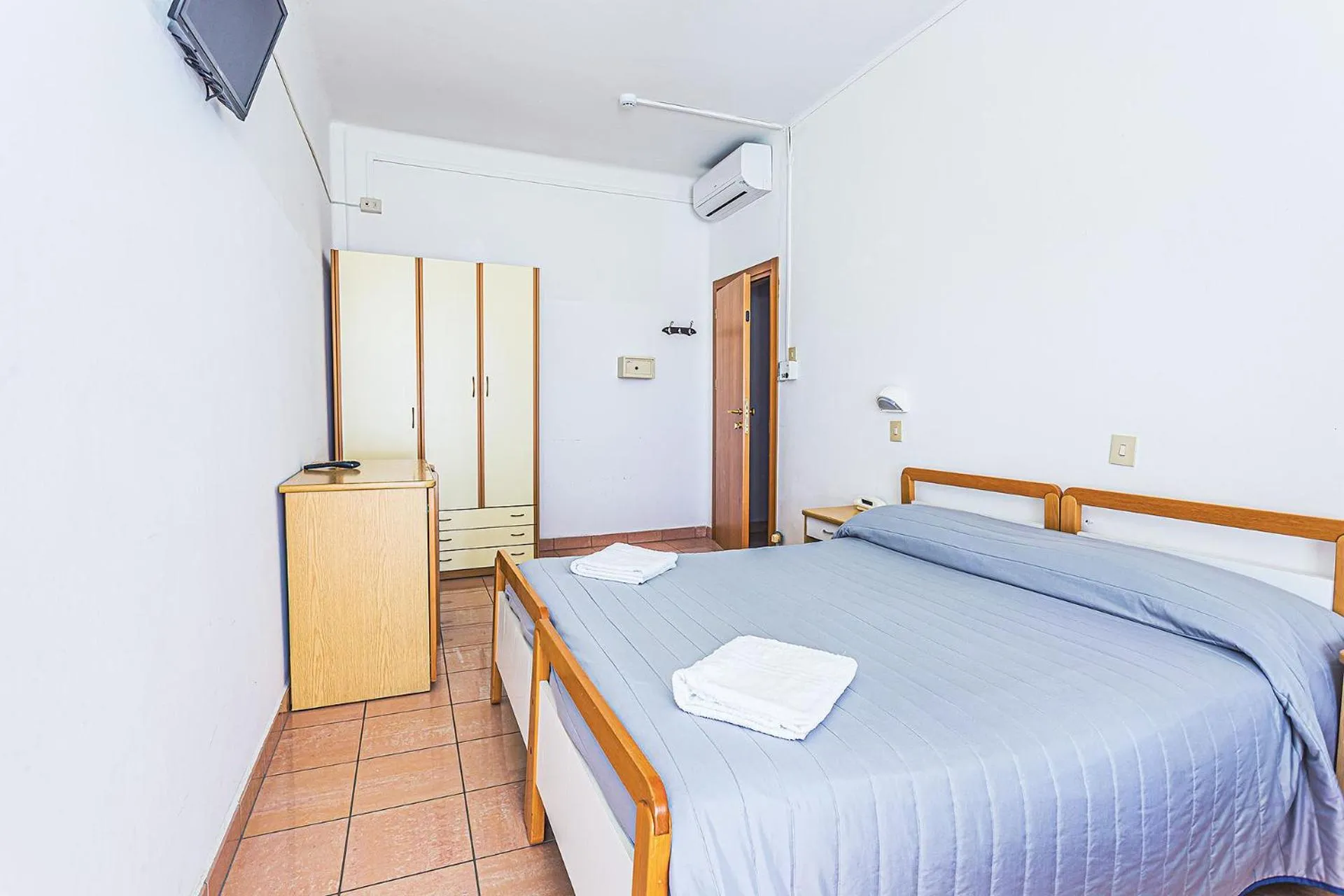 Photo of the whole room in Hotel Buenos Aires