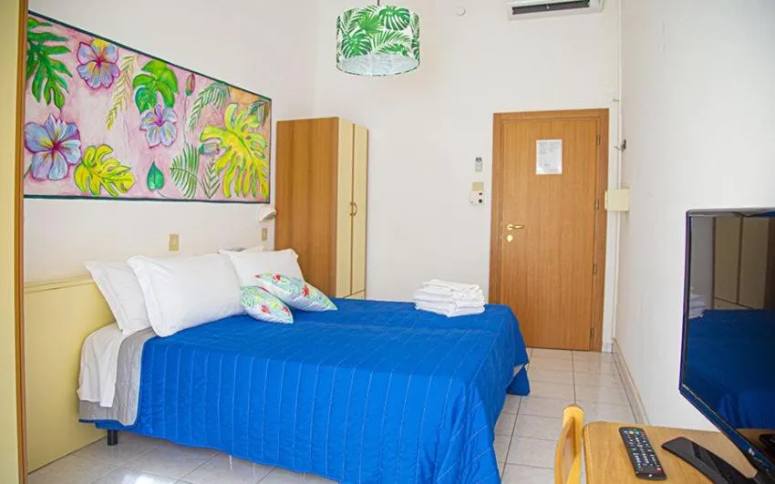 TV and multimedia in Hotel Buenos Aires