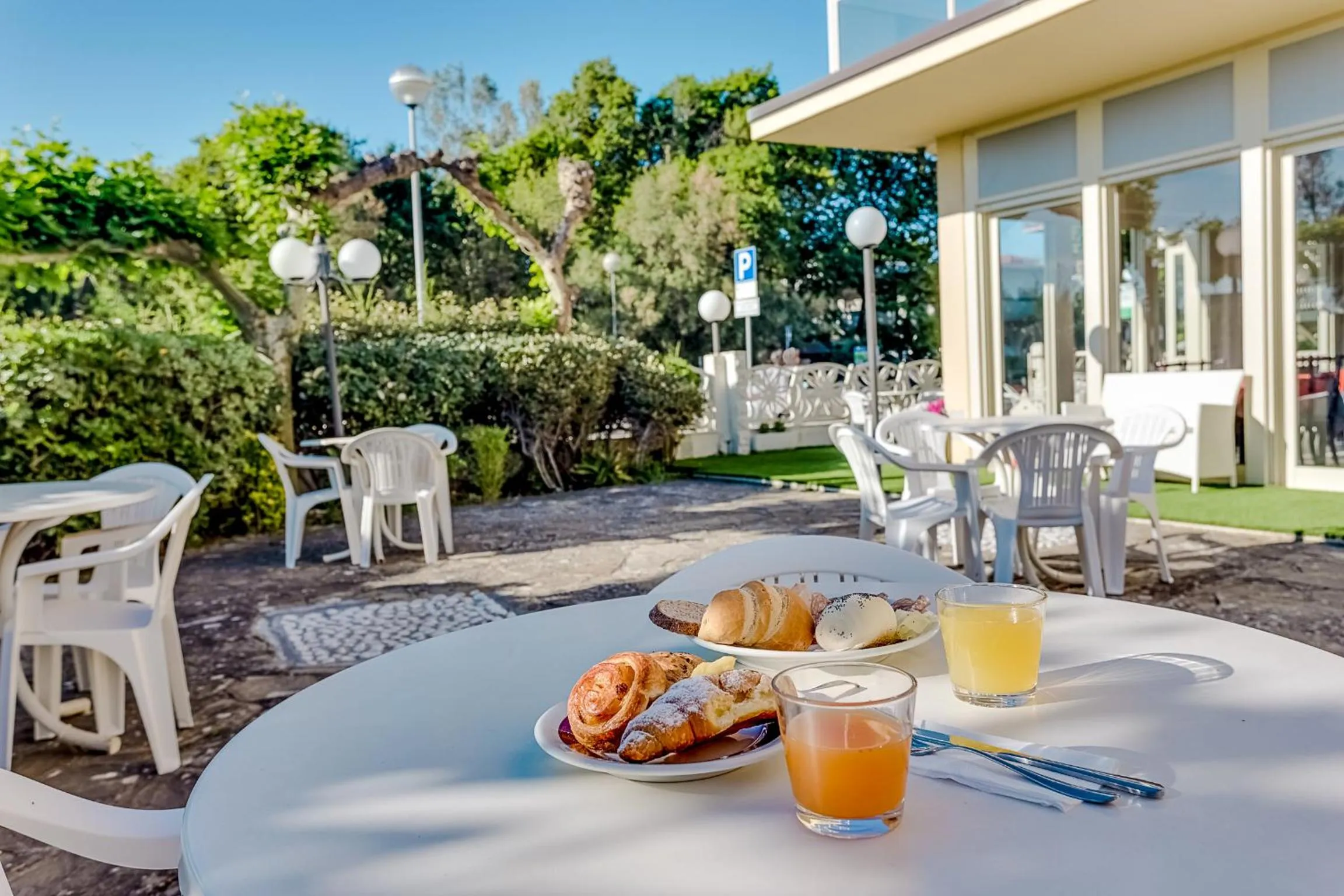 Day in Hotel Buenos Aires