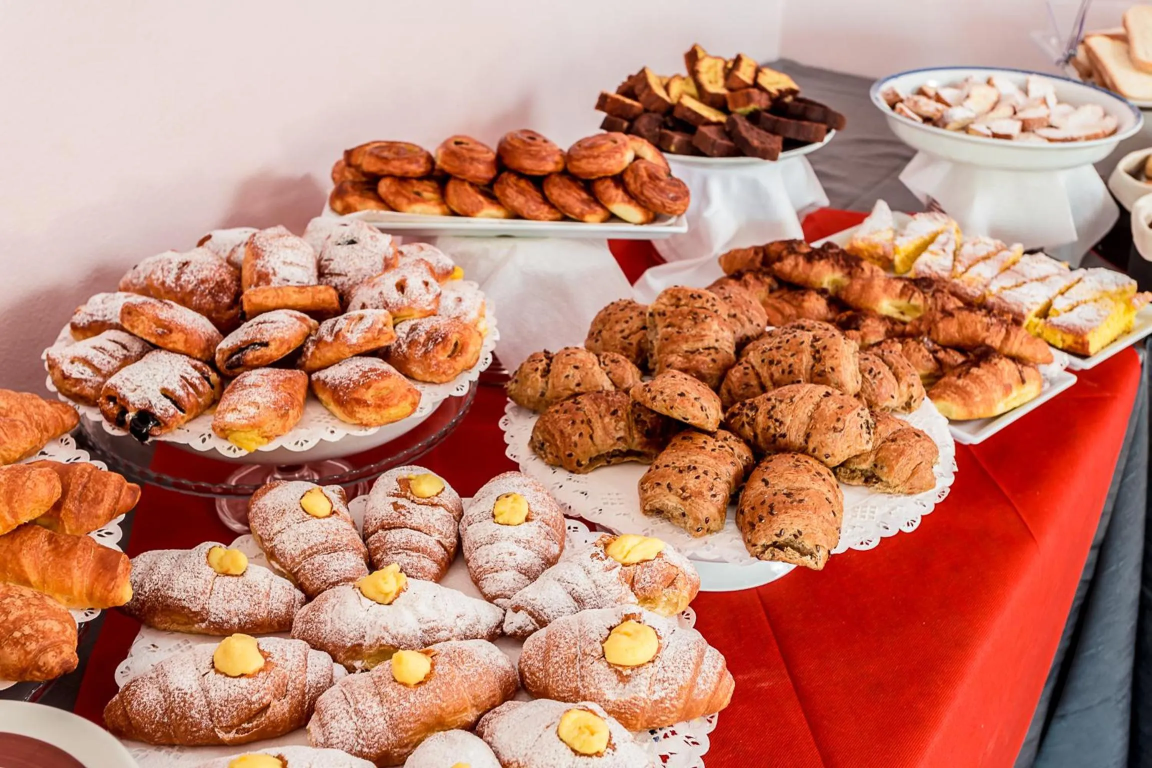 Food and drinks in Hotel Buenos Aires