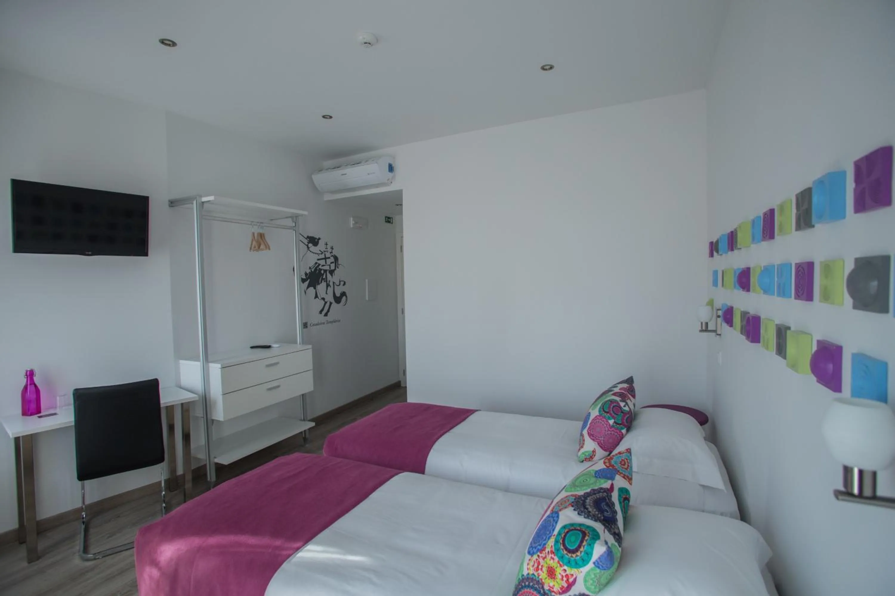 Bedroom, Bed in Thomar Story - Guest House