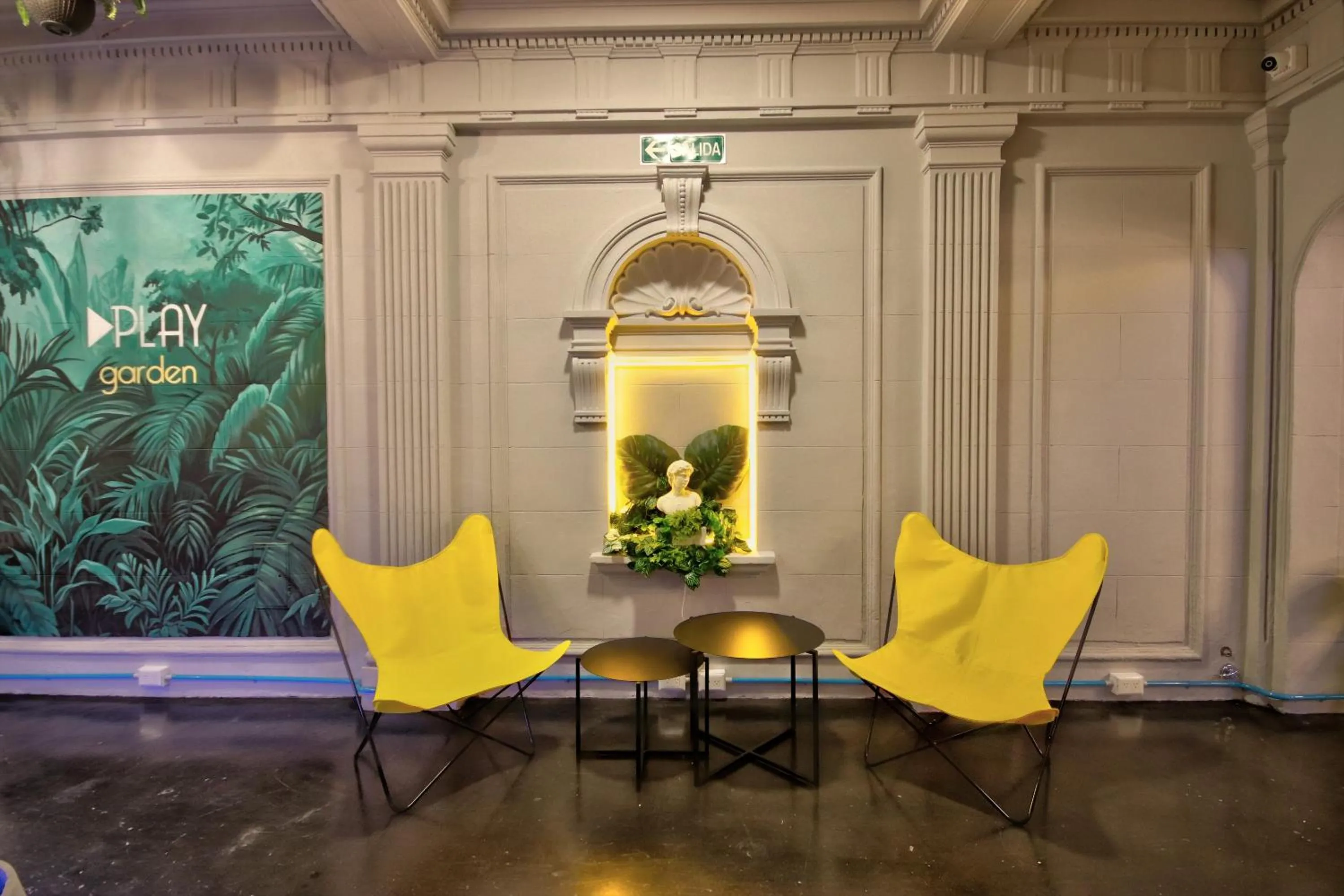 Living room in Play Hostel Garden