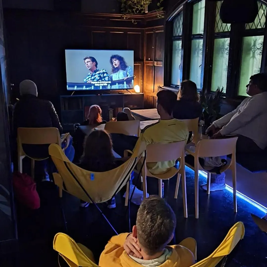 Night in Play Hostel Garden