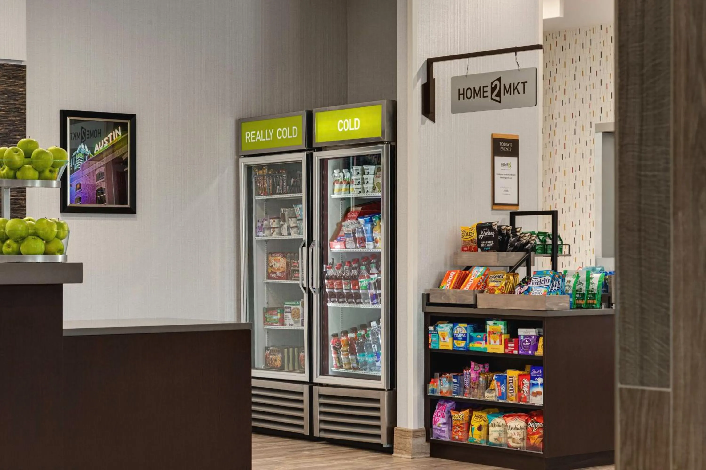 Restaurant/places to eat in Home2 Suites by Hilton Austin North/Near the Domain, TX