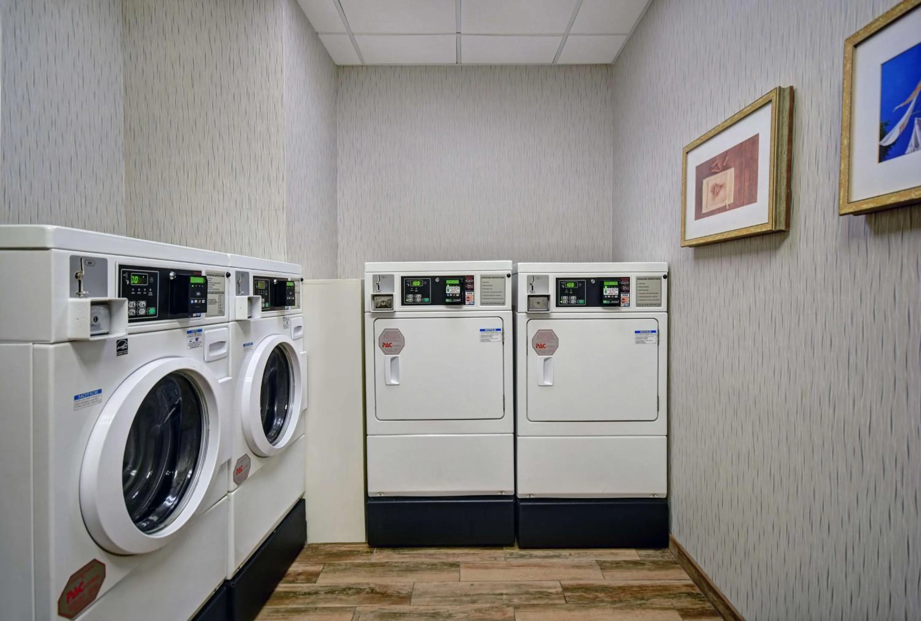 Property building in Homewood Suites by Hilton Hamilton, NJ