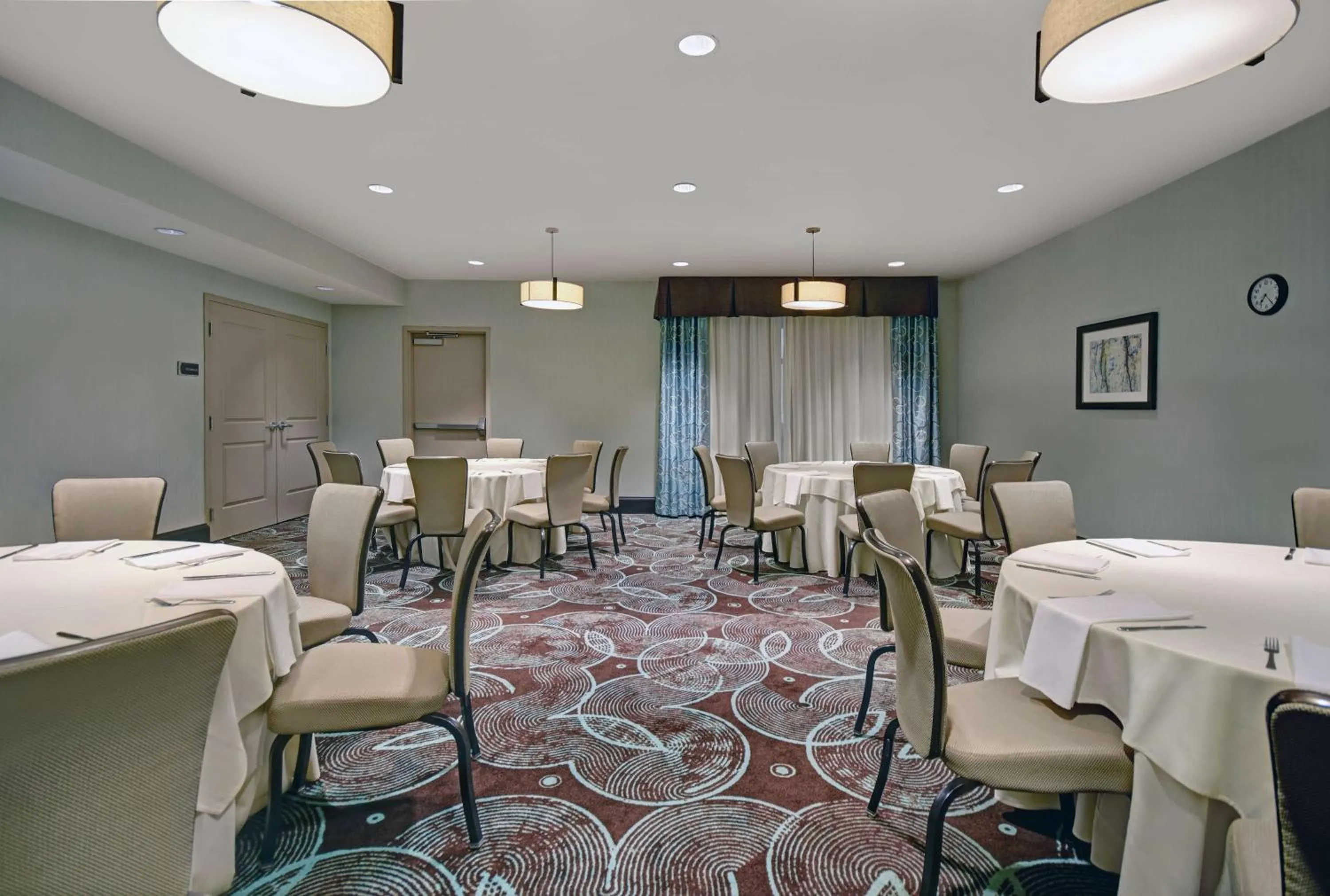 Meeting/conference room in Homewood Suites by Hilton Hamilton, NJ