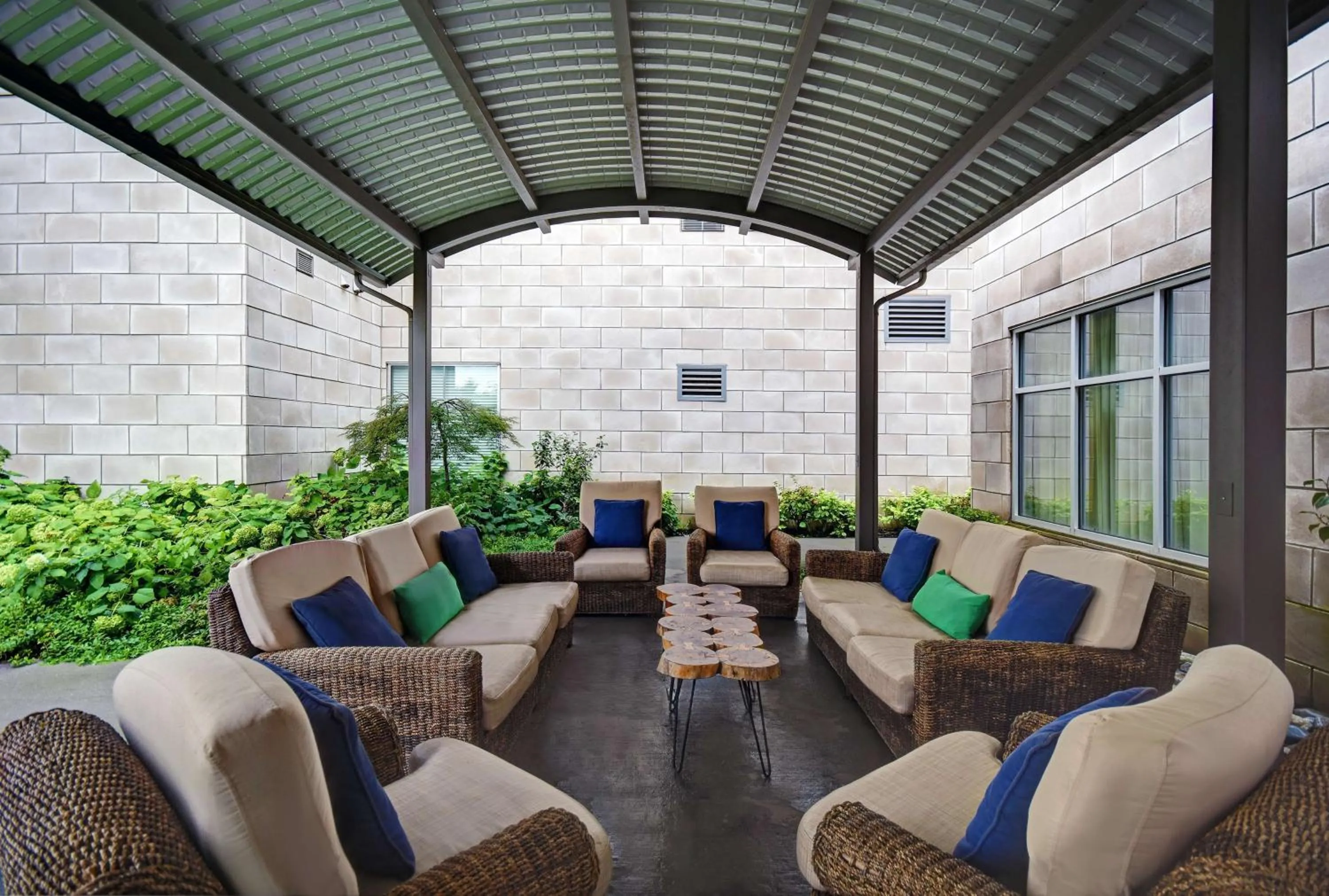 Property building in Homewood Suites by Hilton Hamilton, NJ