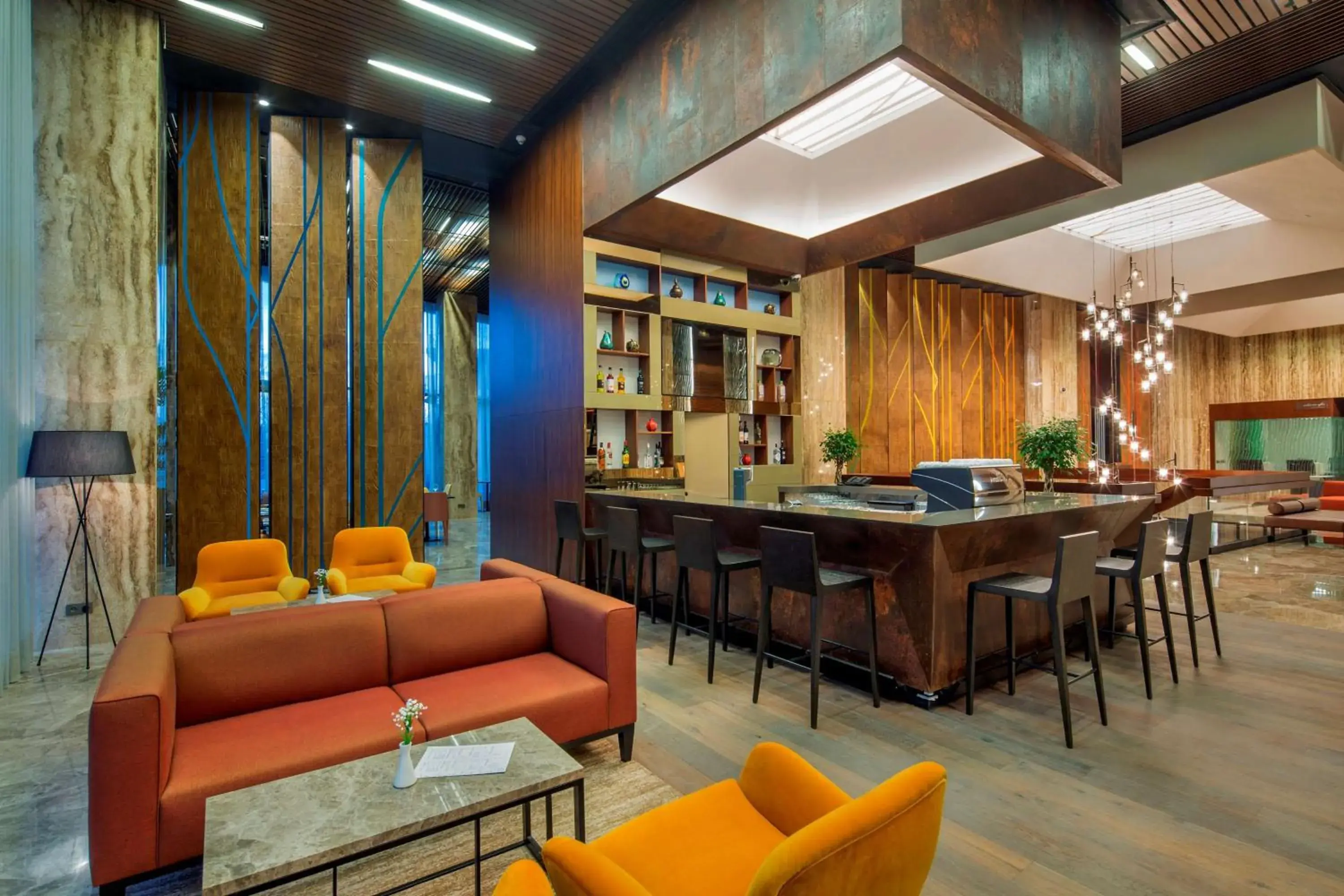 Lounge or bar in Hilton Garden Inn Istanbul Atatürk Airport Lounge or bar in Hilton Garden Inn Istanbul Atatürk Airport