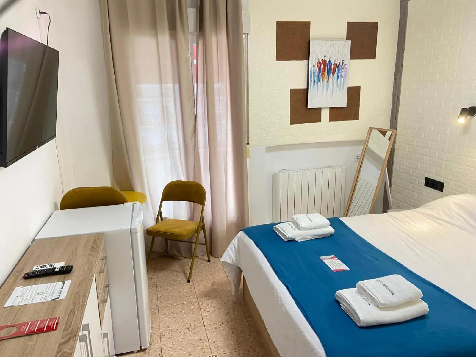 Bedroom, Bed in Hotel Arganda Bedroom, Bed in Hotel Arganda