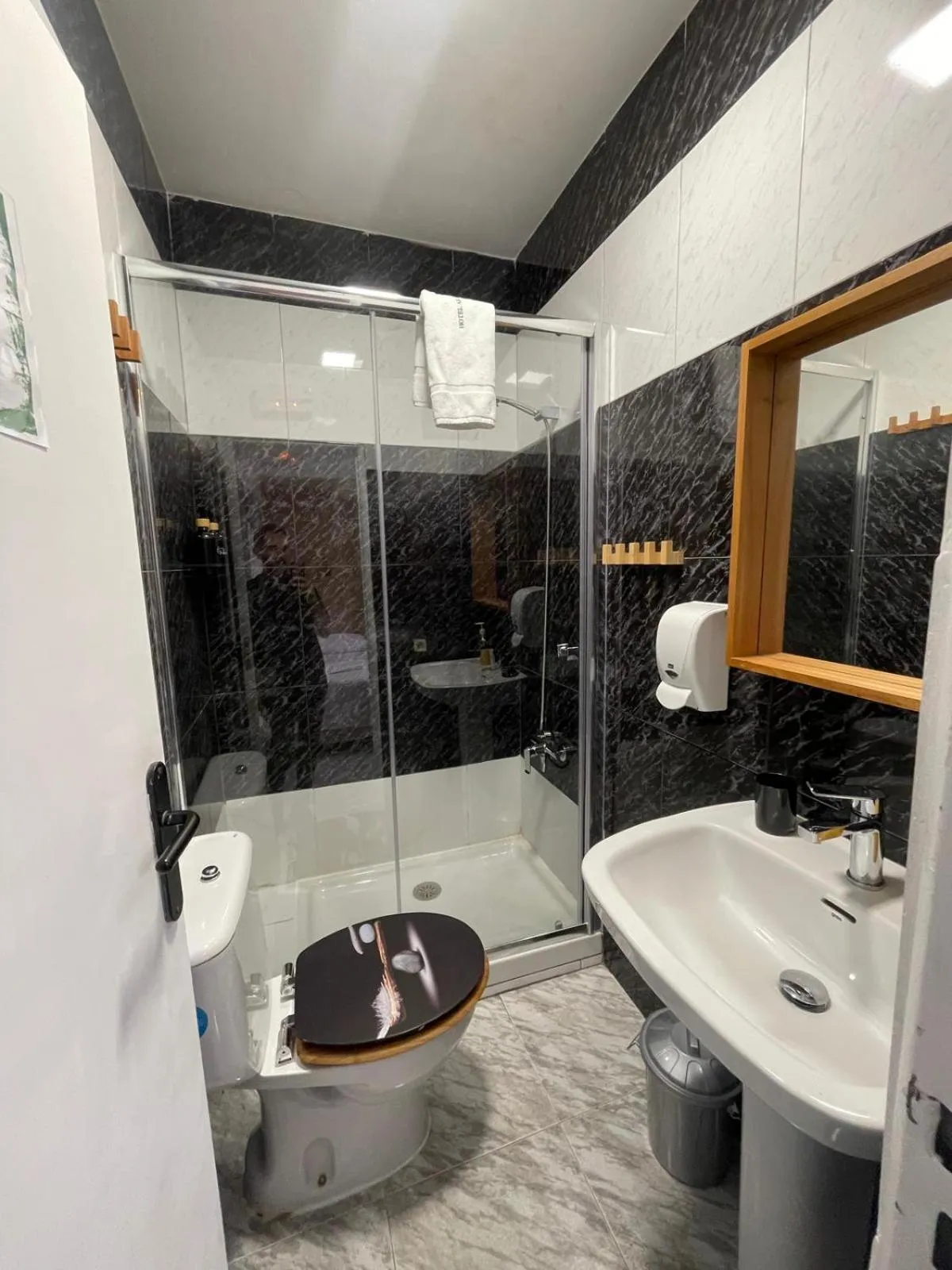 Bathroom in Hotel Arganda