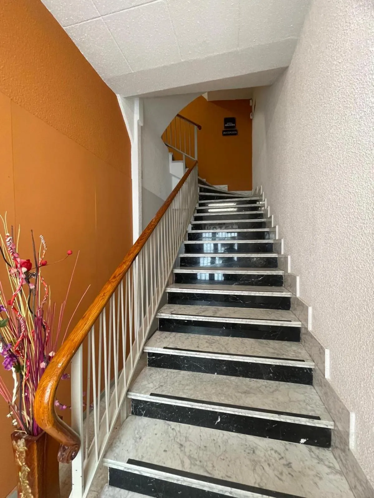 Lobby or reception in Hotel Arganda