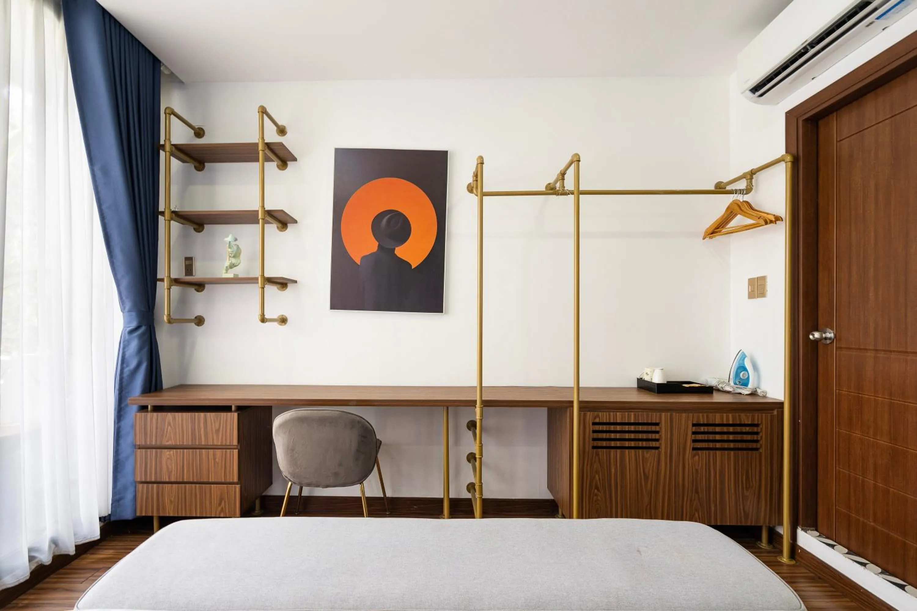 Property building, Bed in Mari Queen Hotel - Suong Nguyet Anh