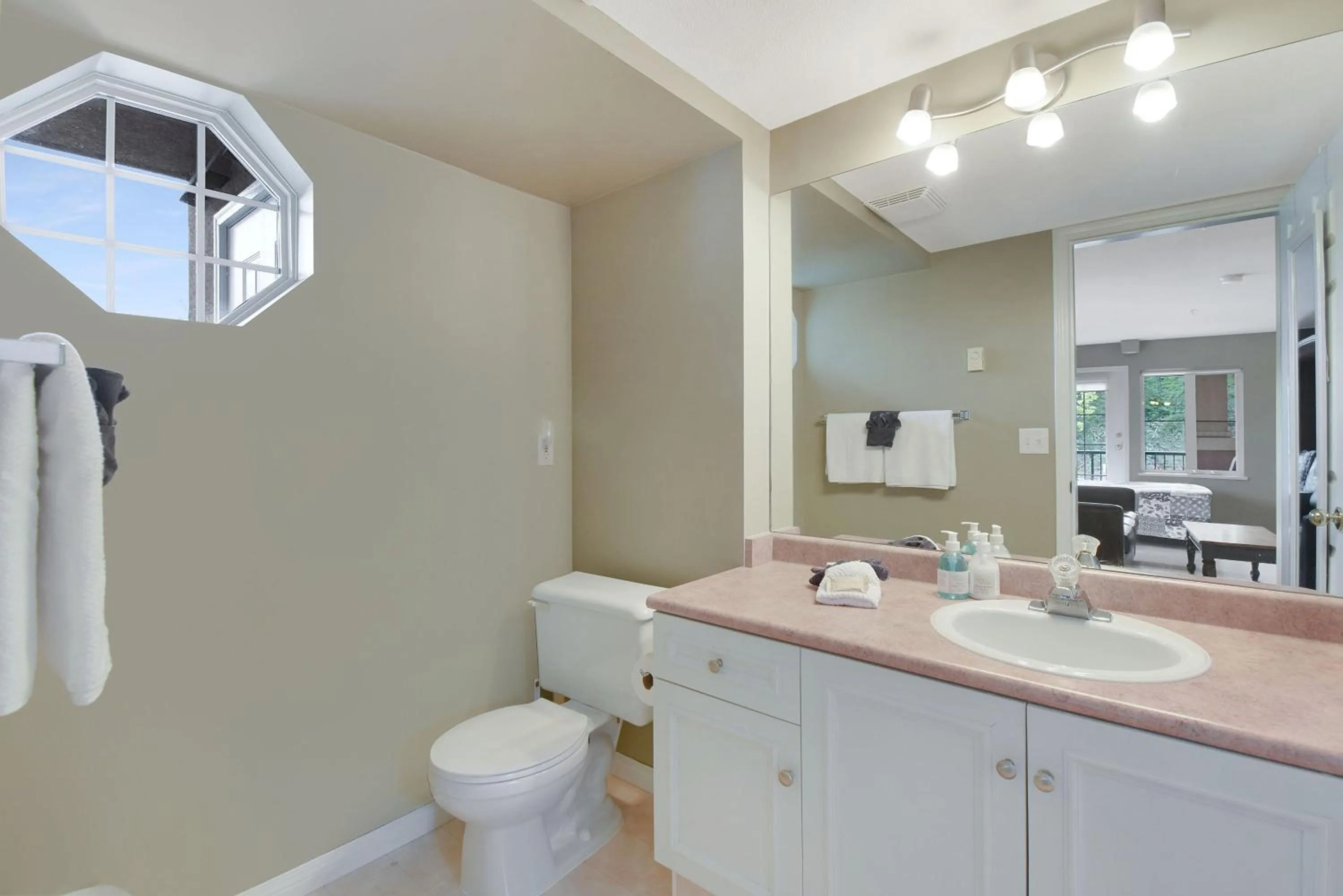 Borgata Lodge Resort