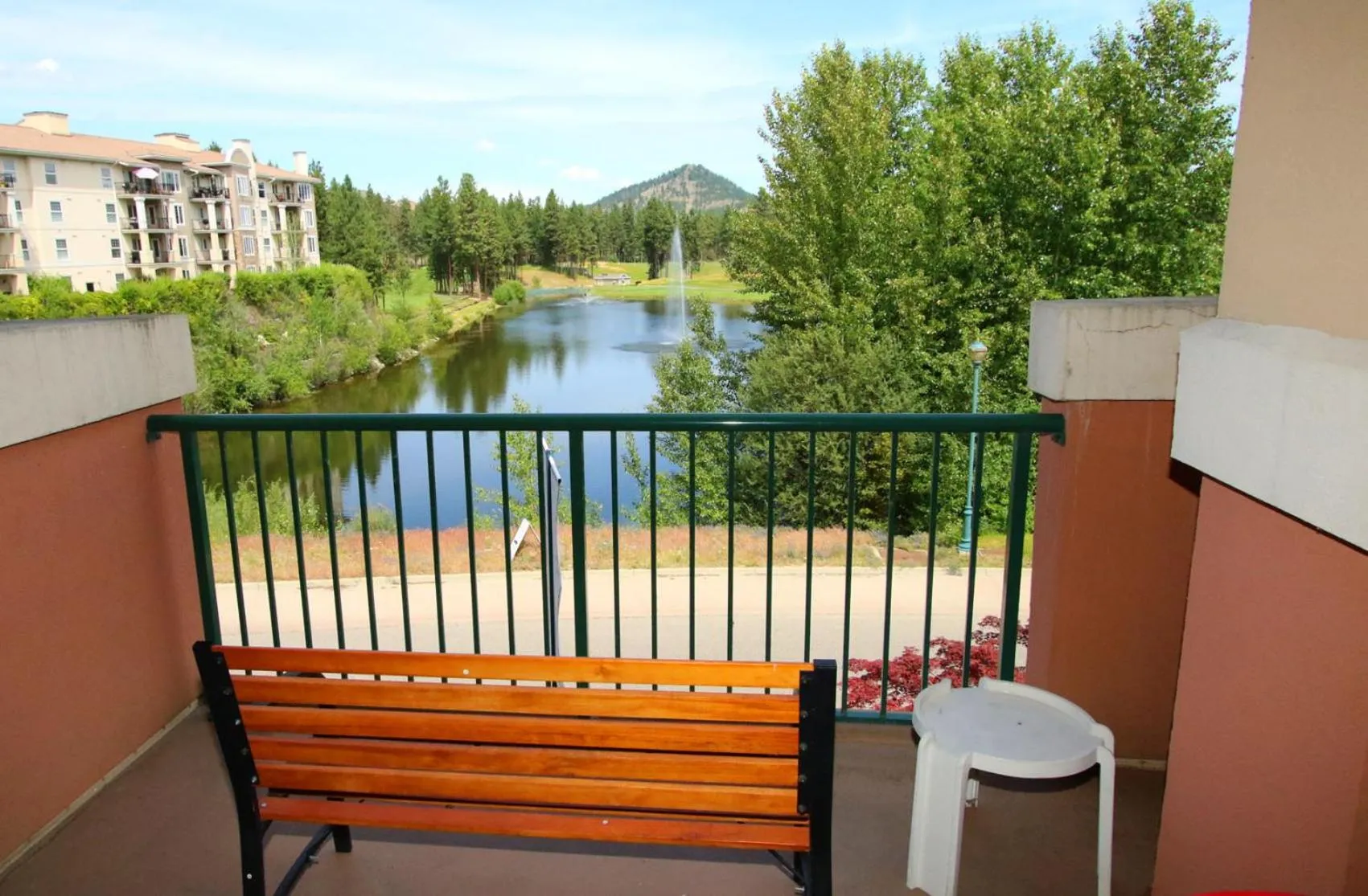 Borgata Lodge Resort