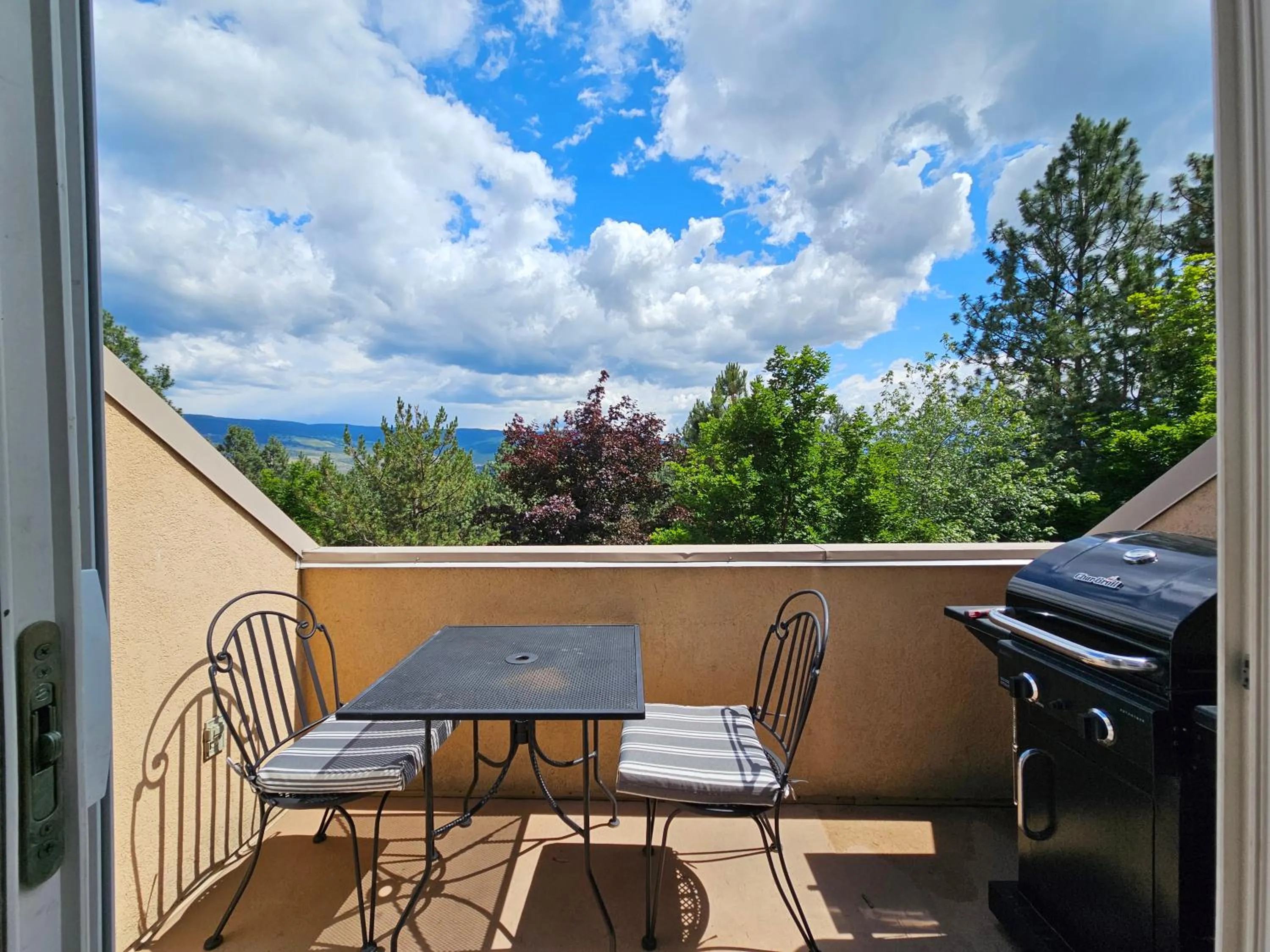 Borgata Lodge Resort