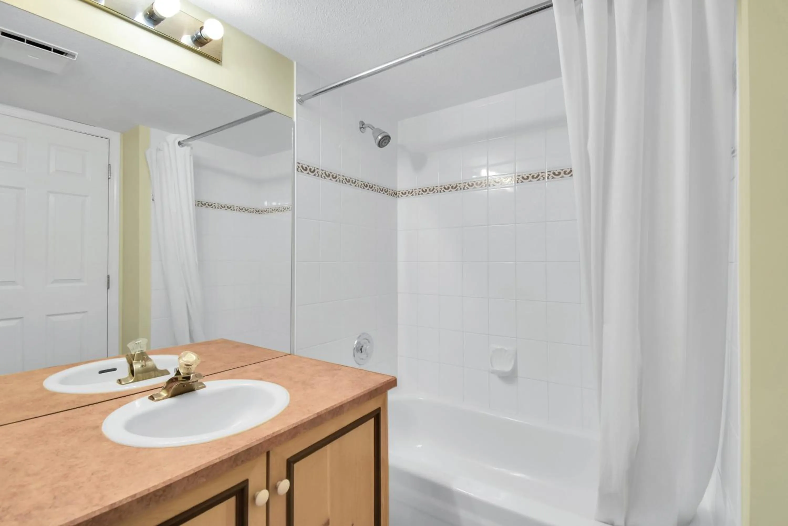 Borgata Lodge Resort