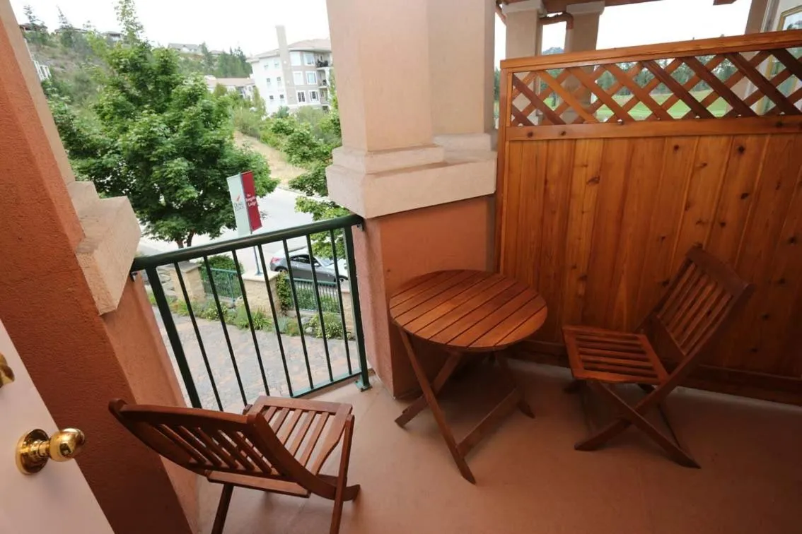 Borgata Lodge Resort