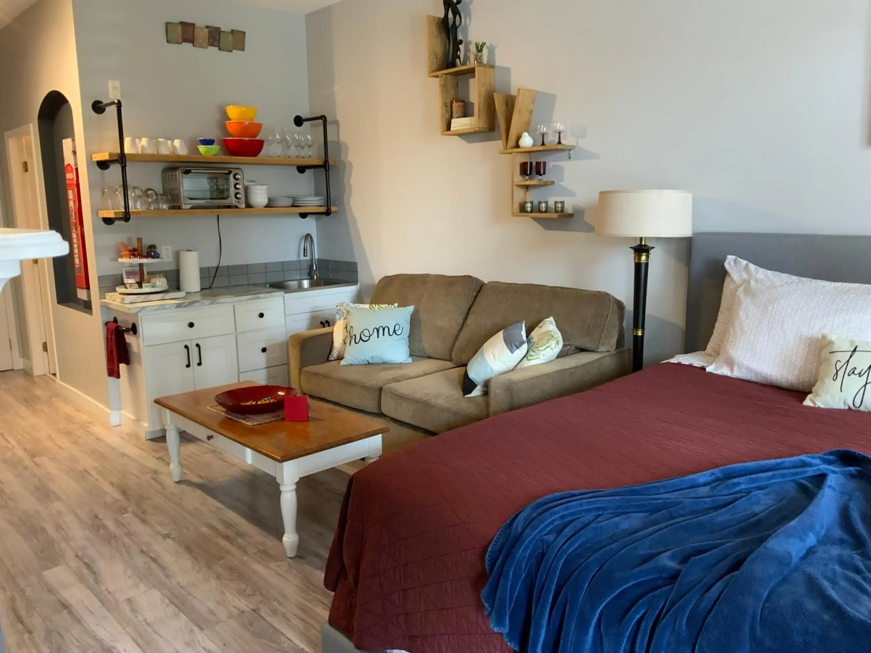 King Studio with Sofa Bed in Borgata Lodge Resort King Studio with Sofa Bed in Borgata Lodge Resort