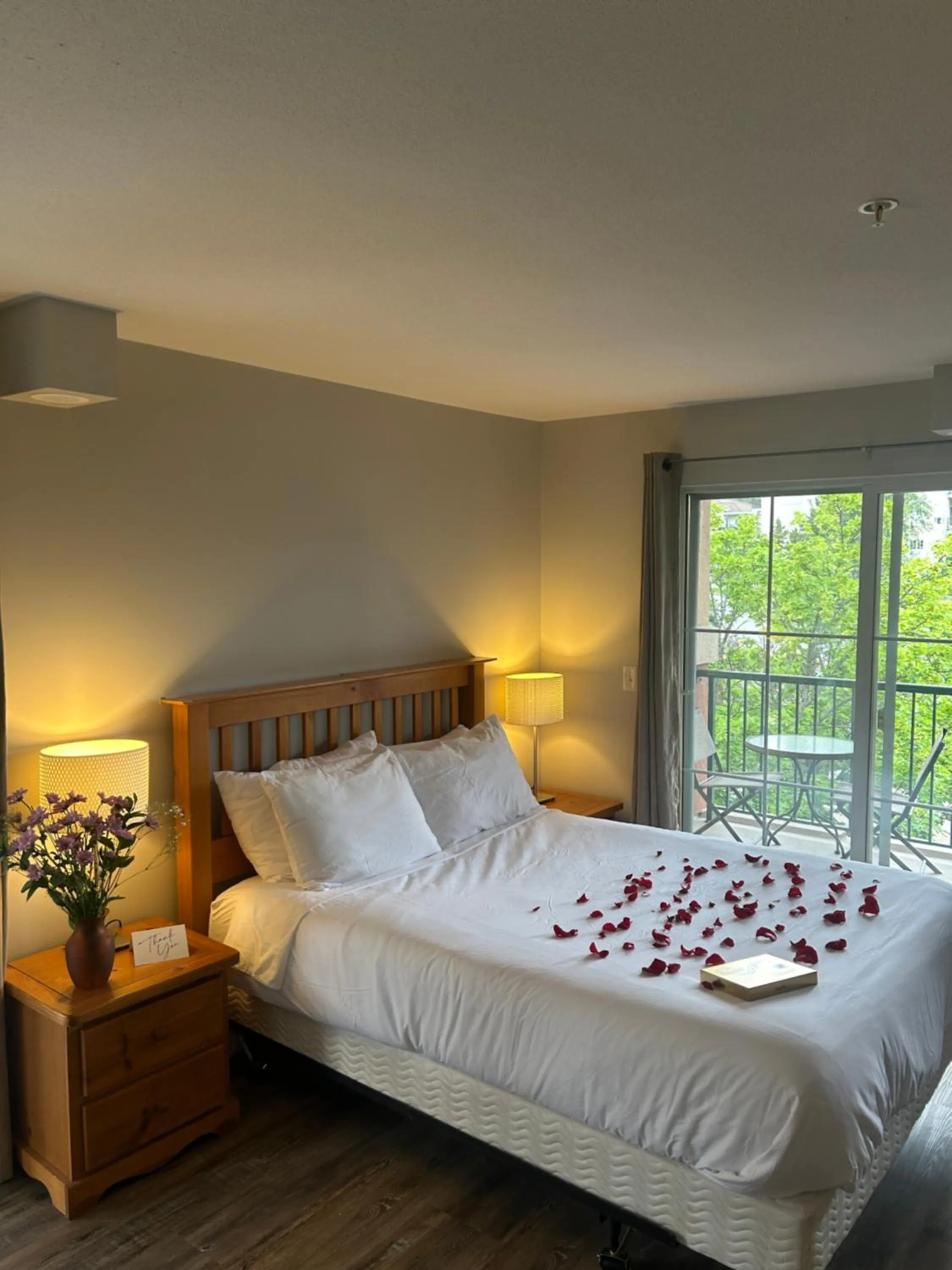 Bed in Borgata Lodge Resort