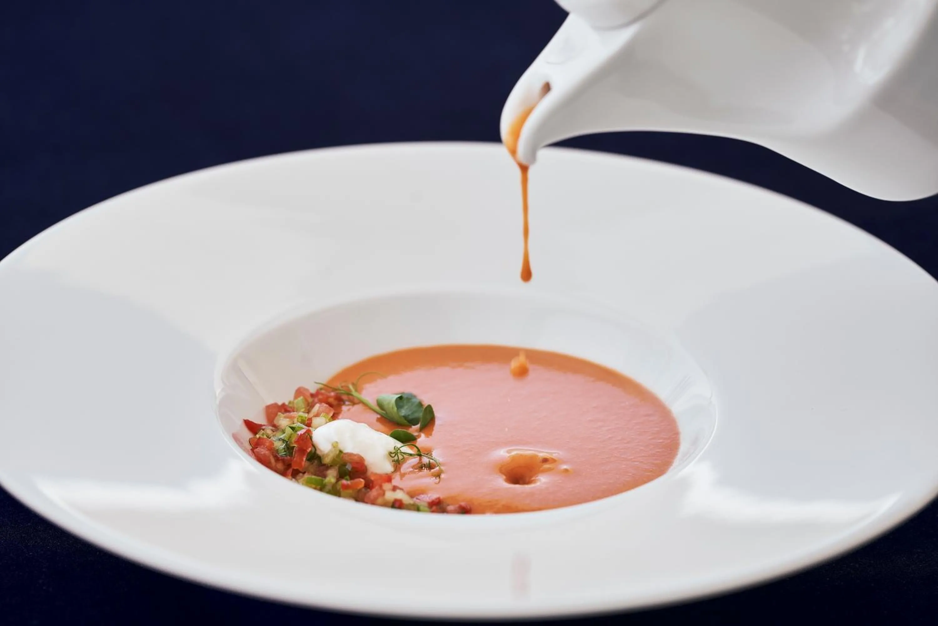 Restaurant/places to eat in Yria Island Boutique Hotel & Spa