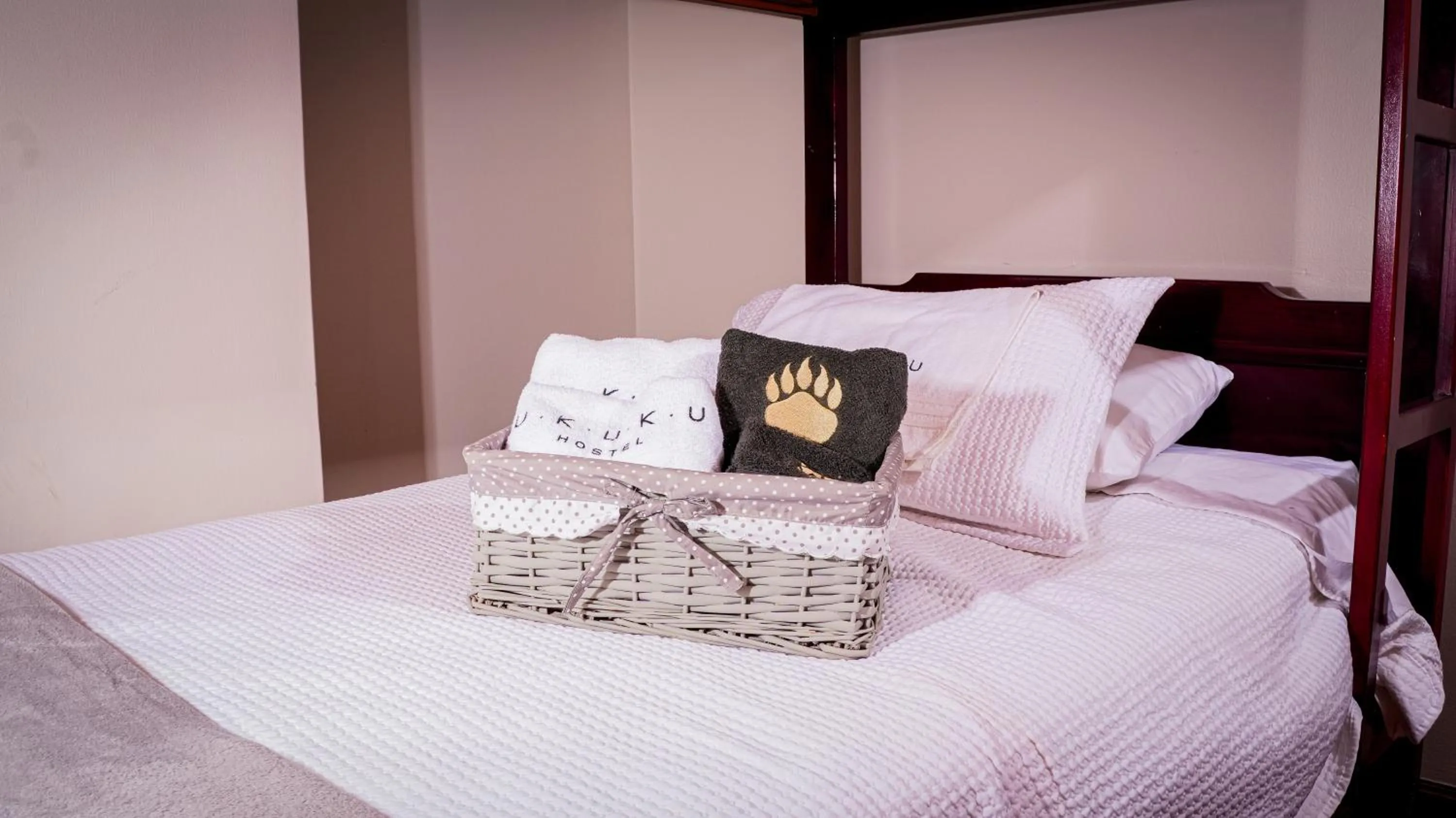 Bed in Ukuku Hostel & Rooftop - Quito