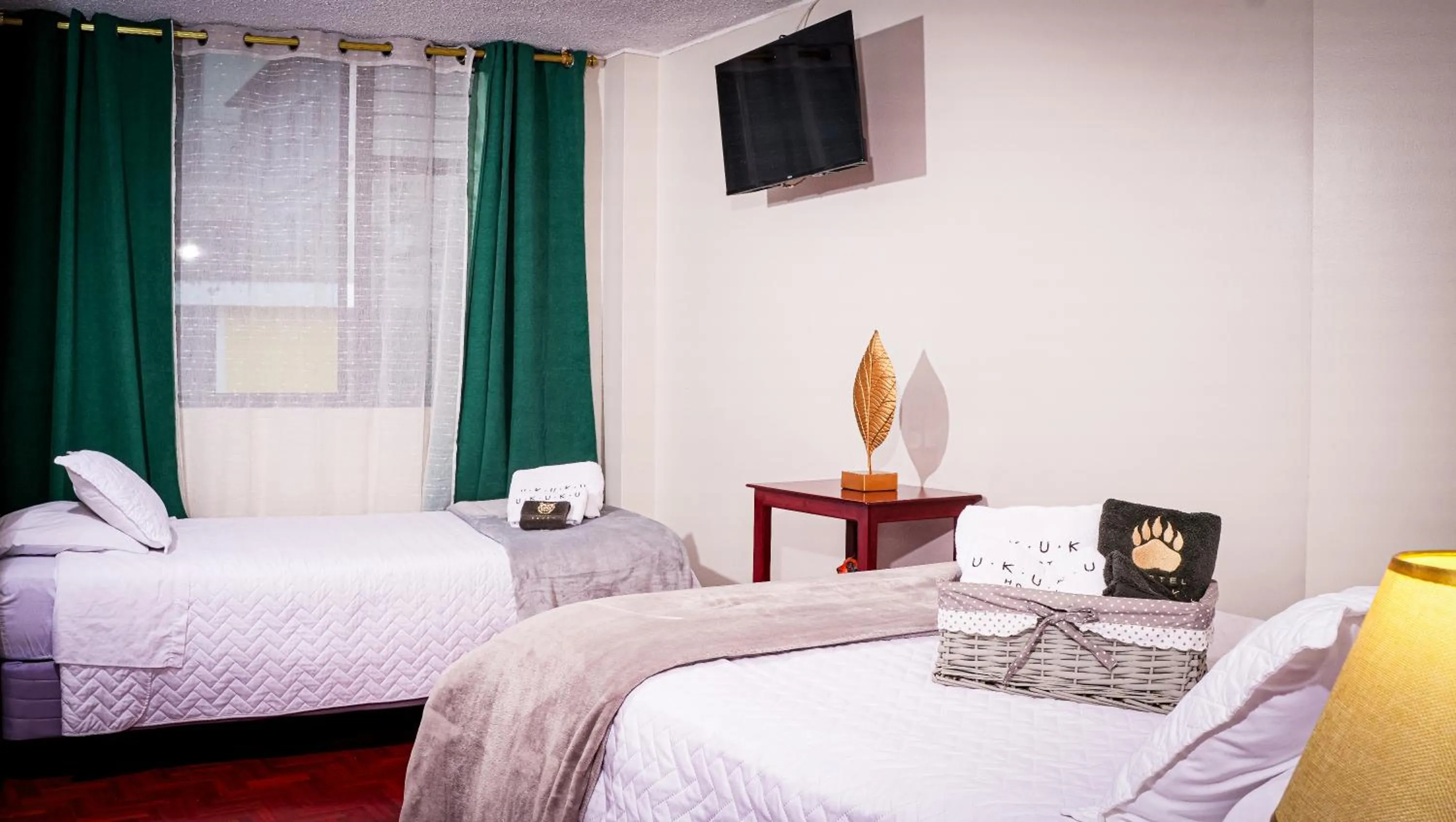 Bed in Ukuku Hostel & Rooftop - Quito