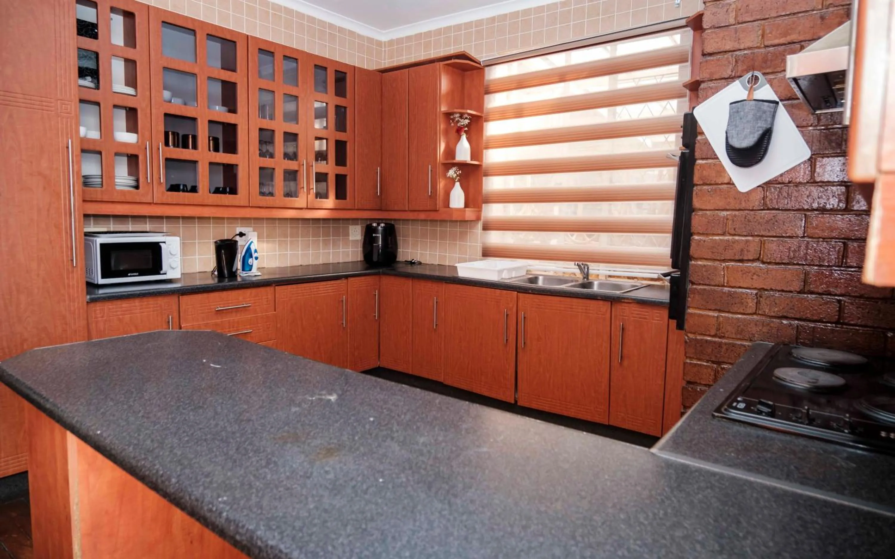 Kitchen or kitchenette in Izimbalizethu