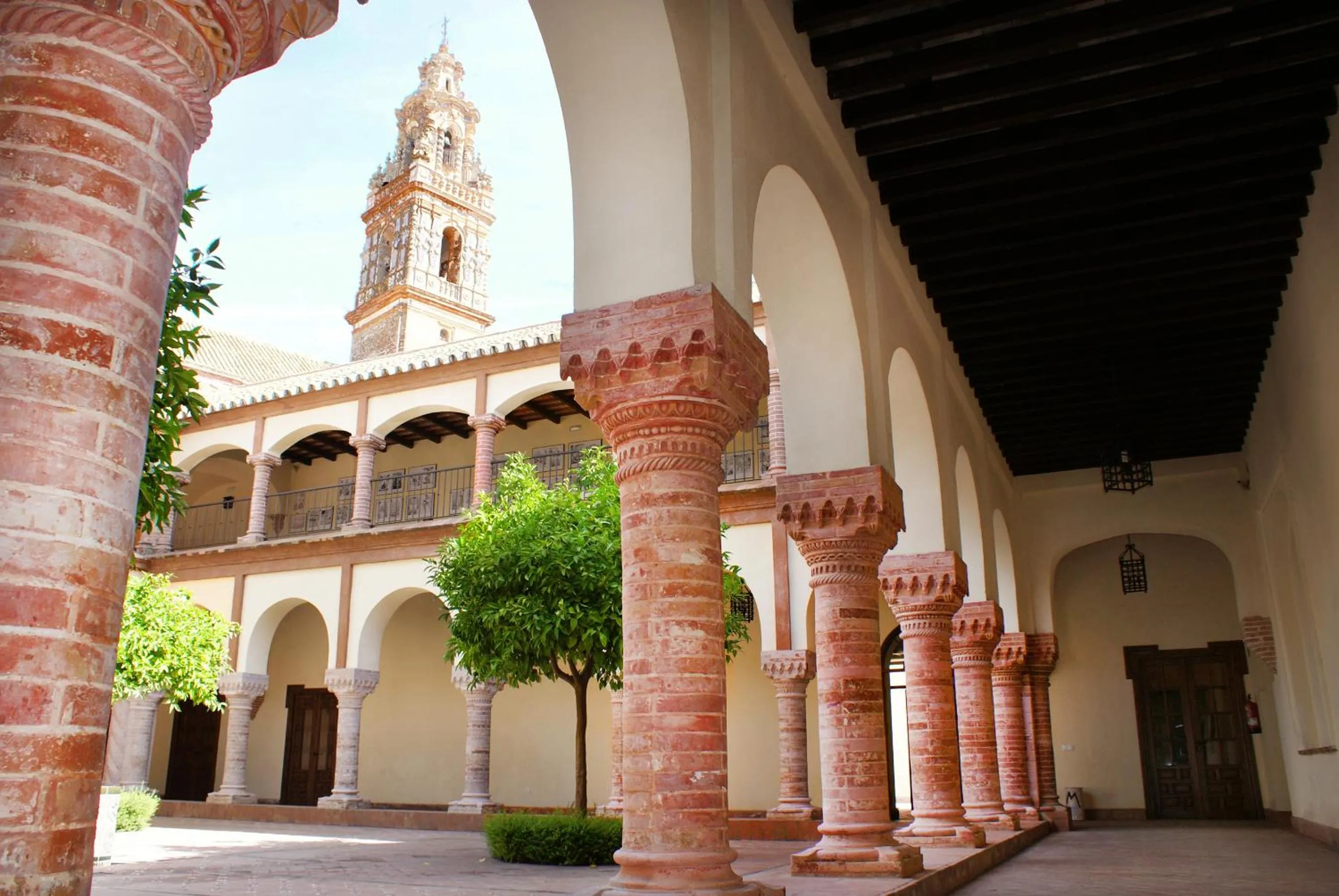 Patio in Hospedería Convento de Santa Clara