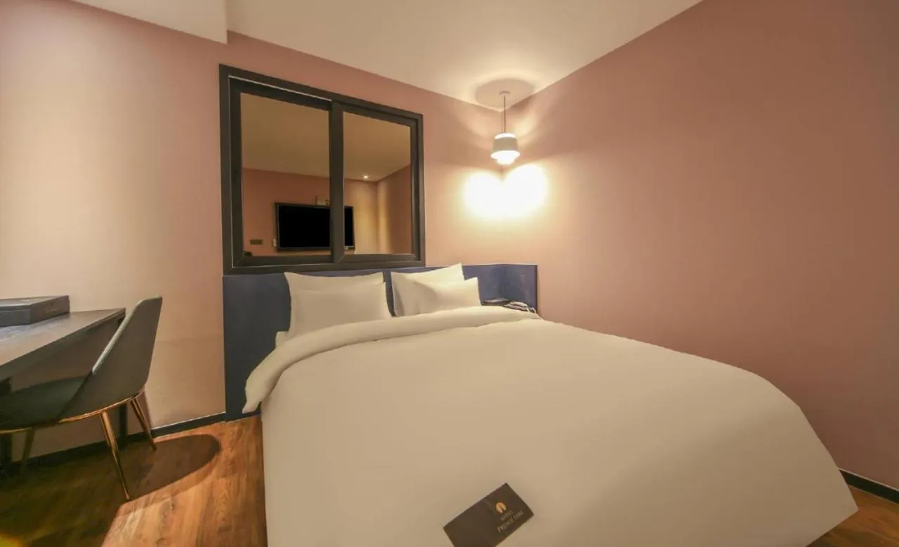 Bed in Hotel French code Myeongji