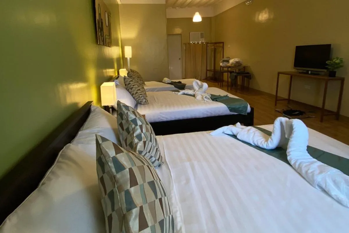 Bed in La Patria Baybay Tourist Inn powered by Cocotel